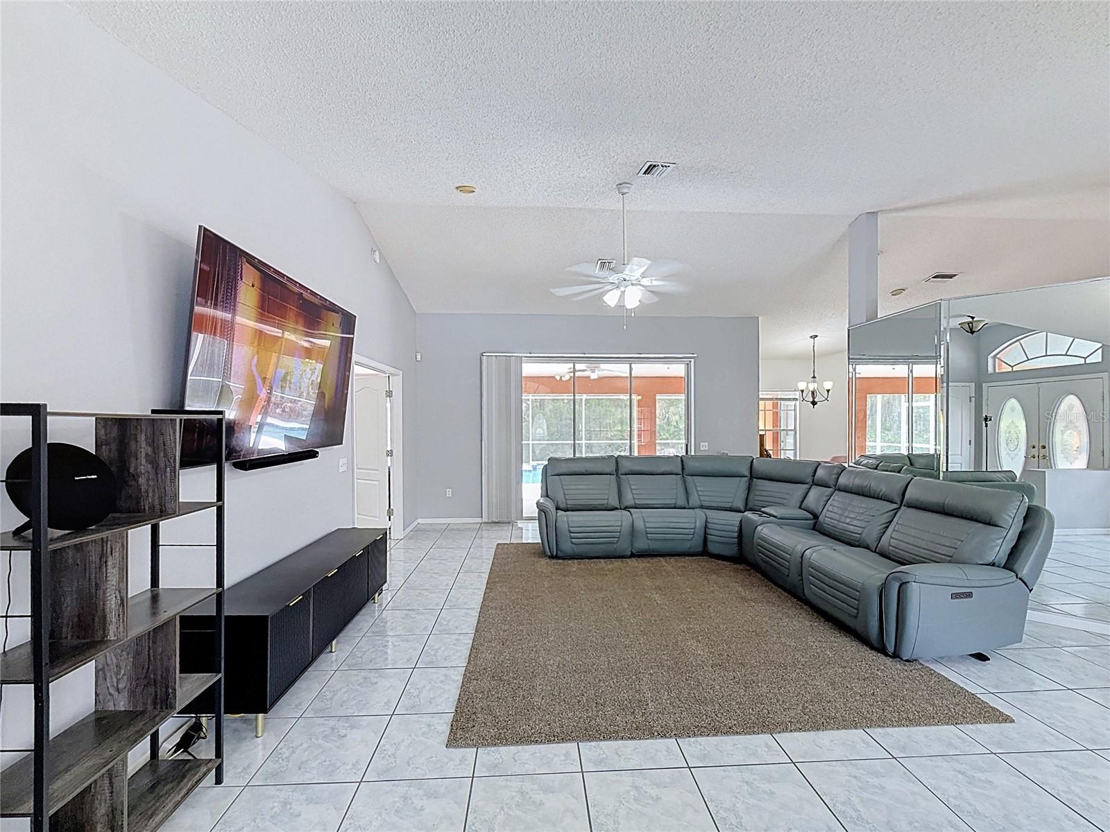 26 Mangrove Ct S Property Photo 8