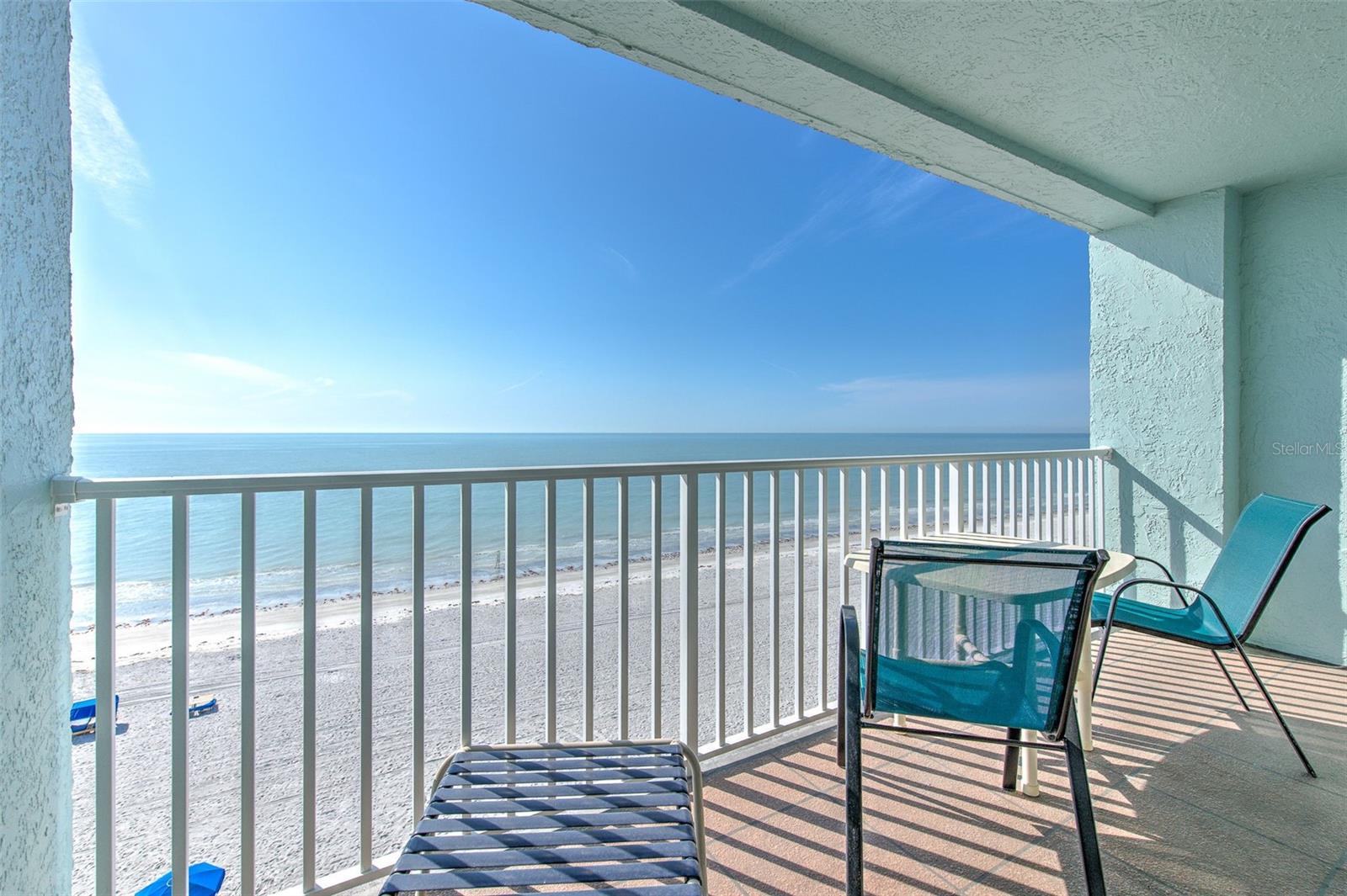 17200 Gulf Blvd #408 Property Photo 6