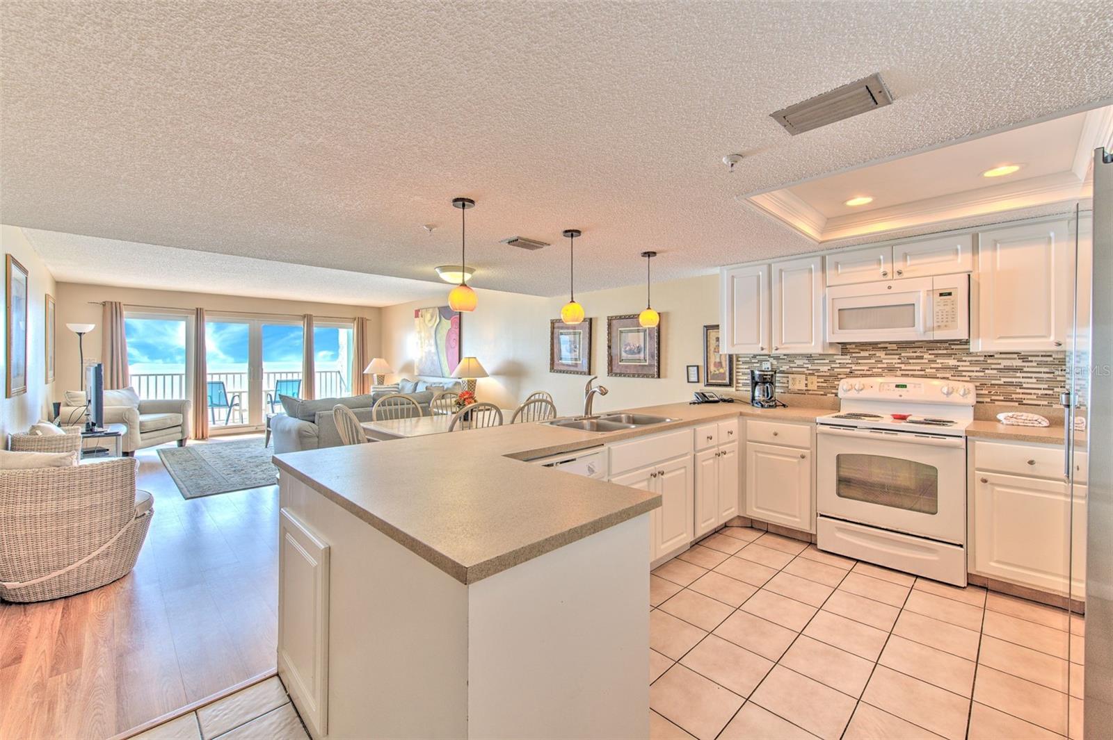 17200 Gulf Blvd #408 Property Photo 20