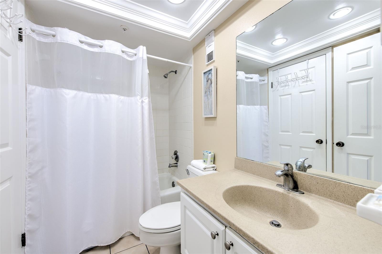 17200 Gulf Blvd #408 Property Photo 27