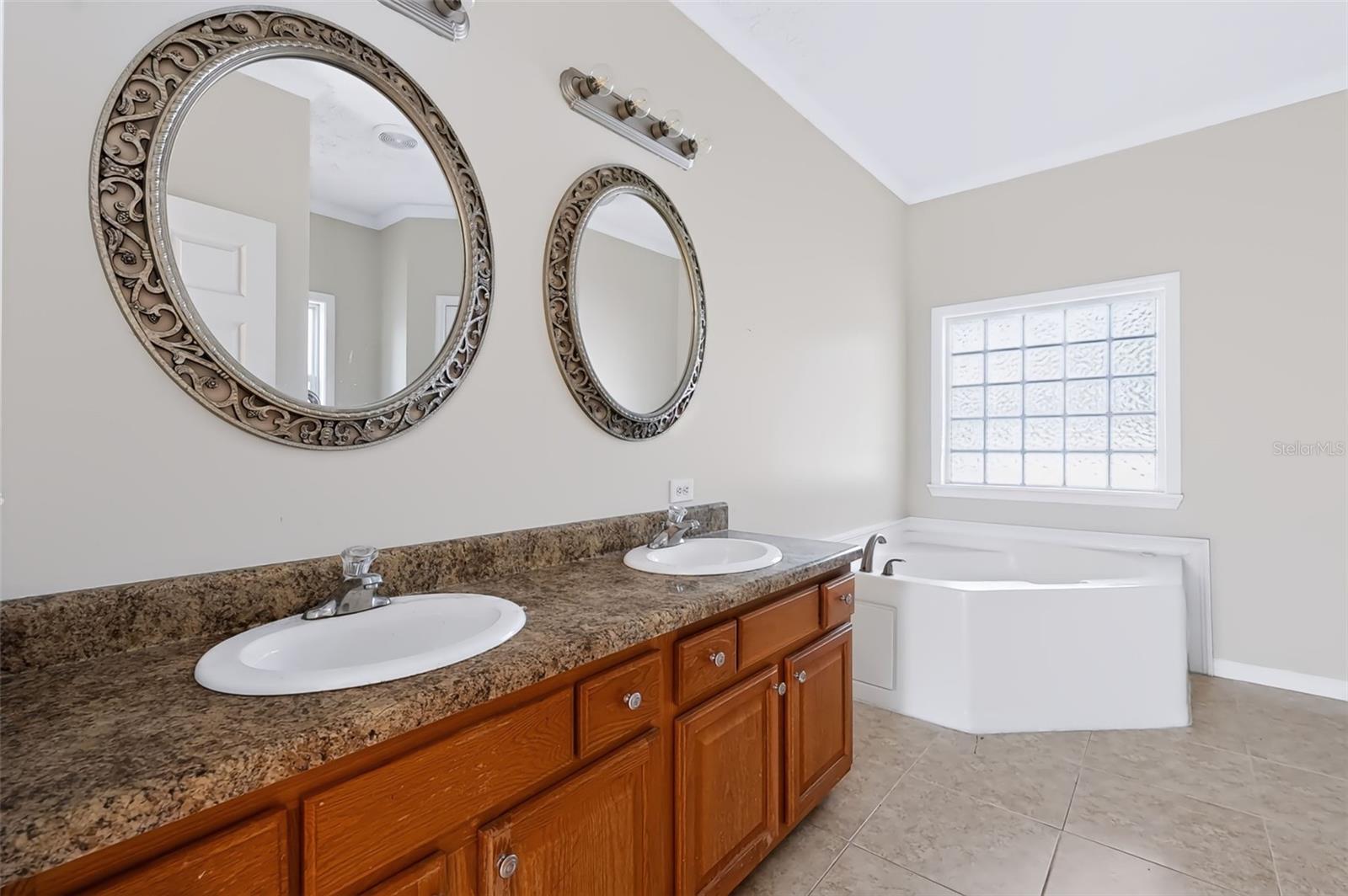 11485 Lomita Wren Rd Property Photo 12