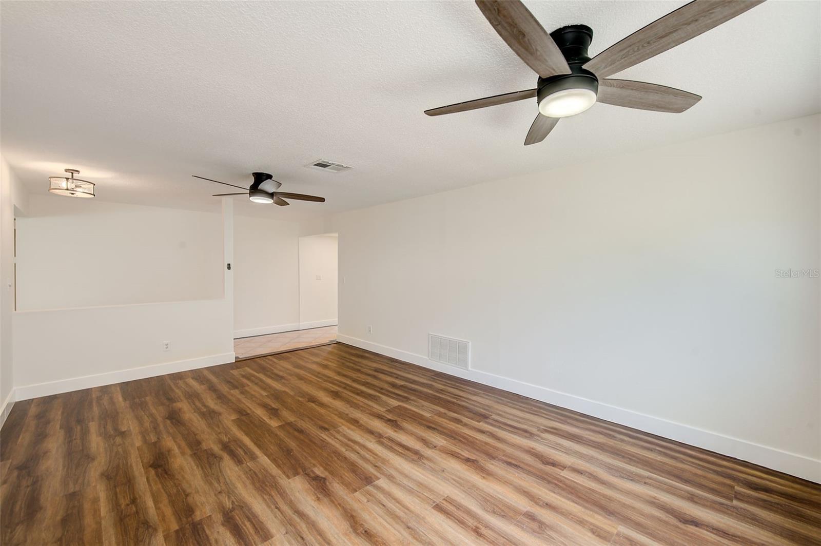 13331 Hacienda Dr Property Photo 16