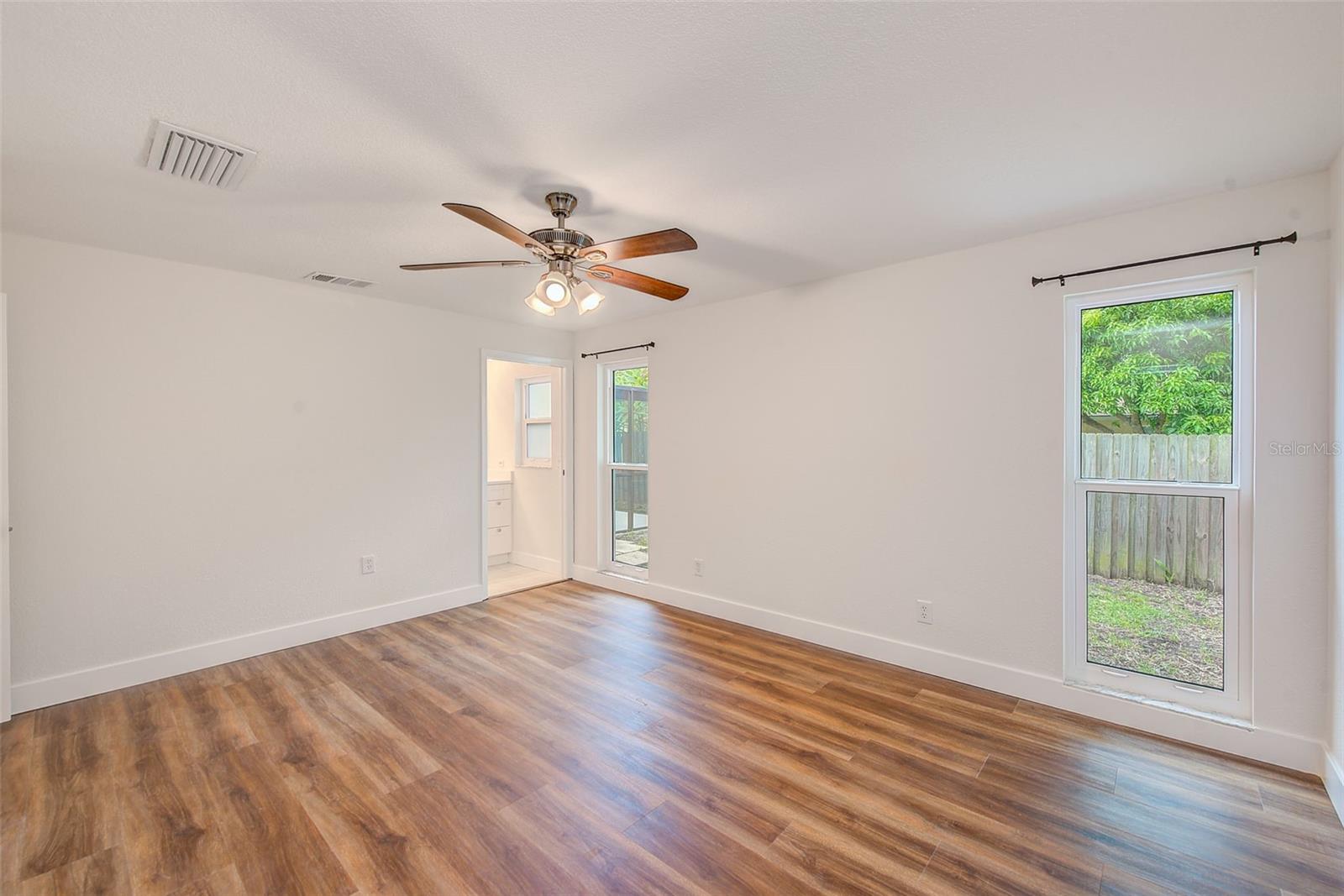 13331 Hacienda Dr Property Photo 25