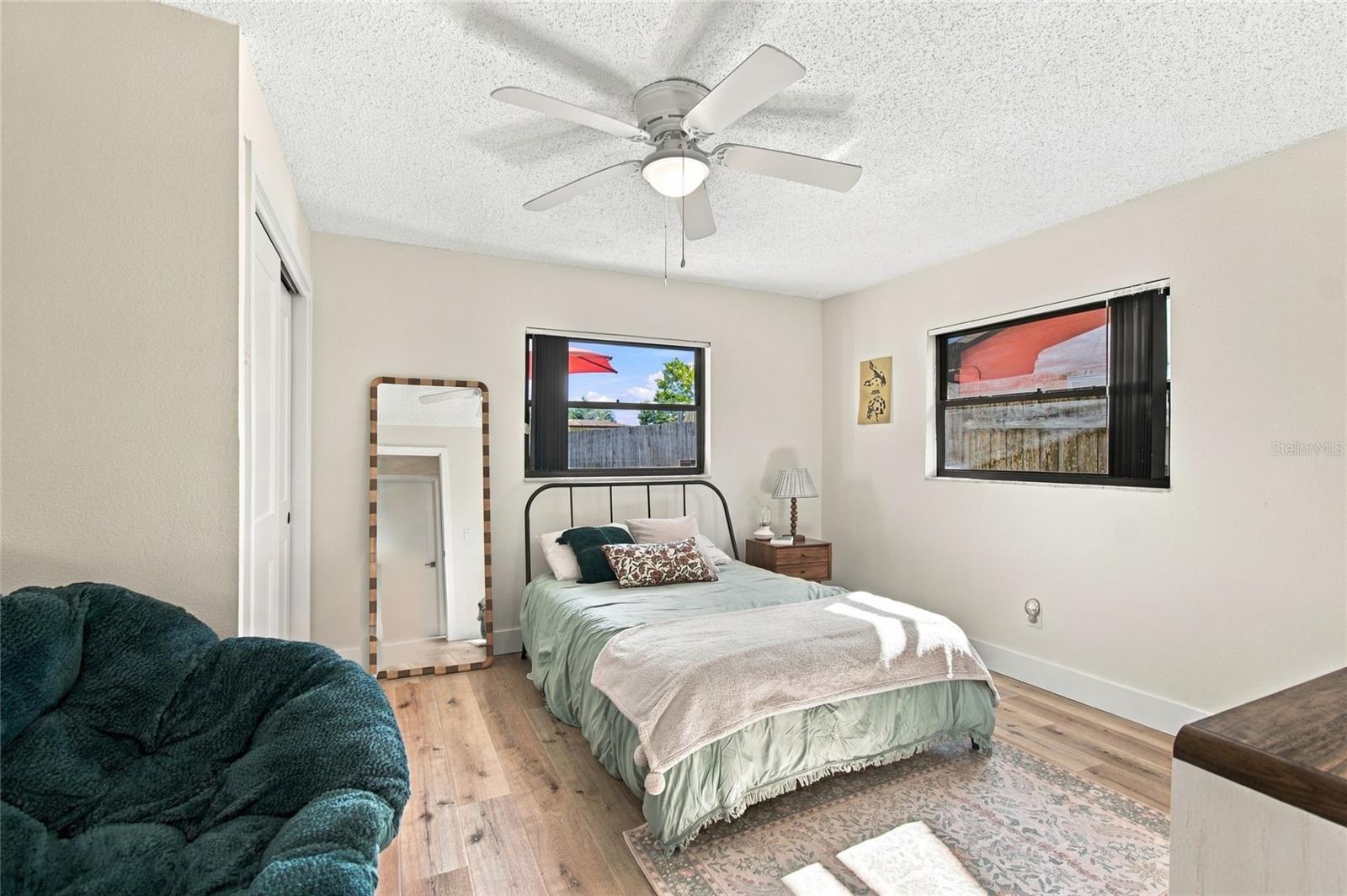 1813 Driftwood Cir N Property Photo 11