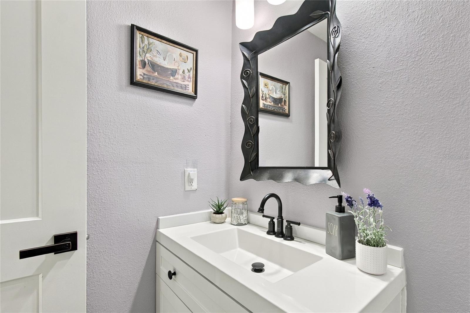 1813 Driftwood Cir N Property Photo 24