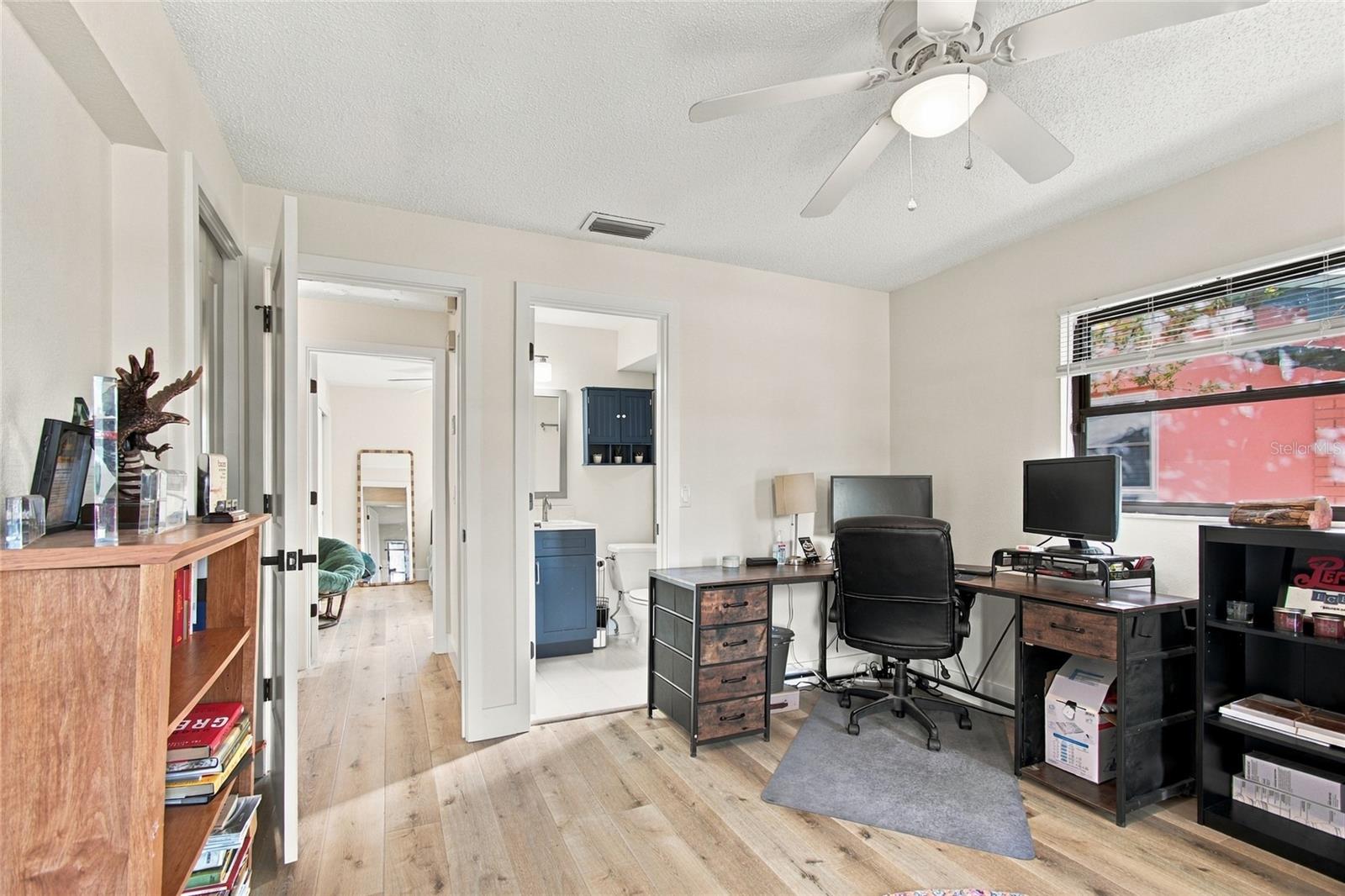 1813 Driftwood Cir N Property Photo 27