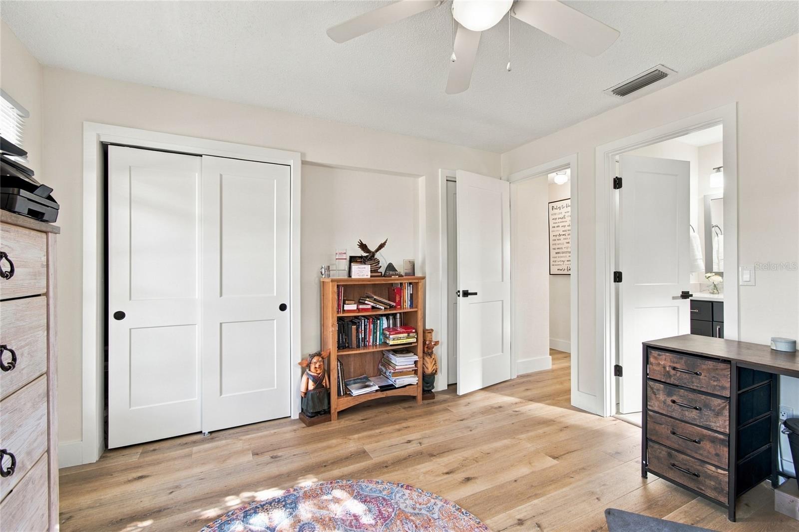 1813 Driftwood Cir N Property Photo 28