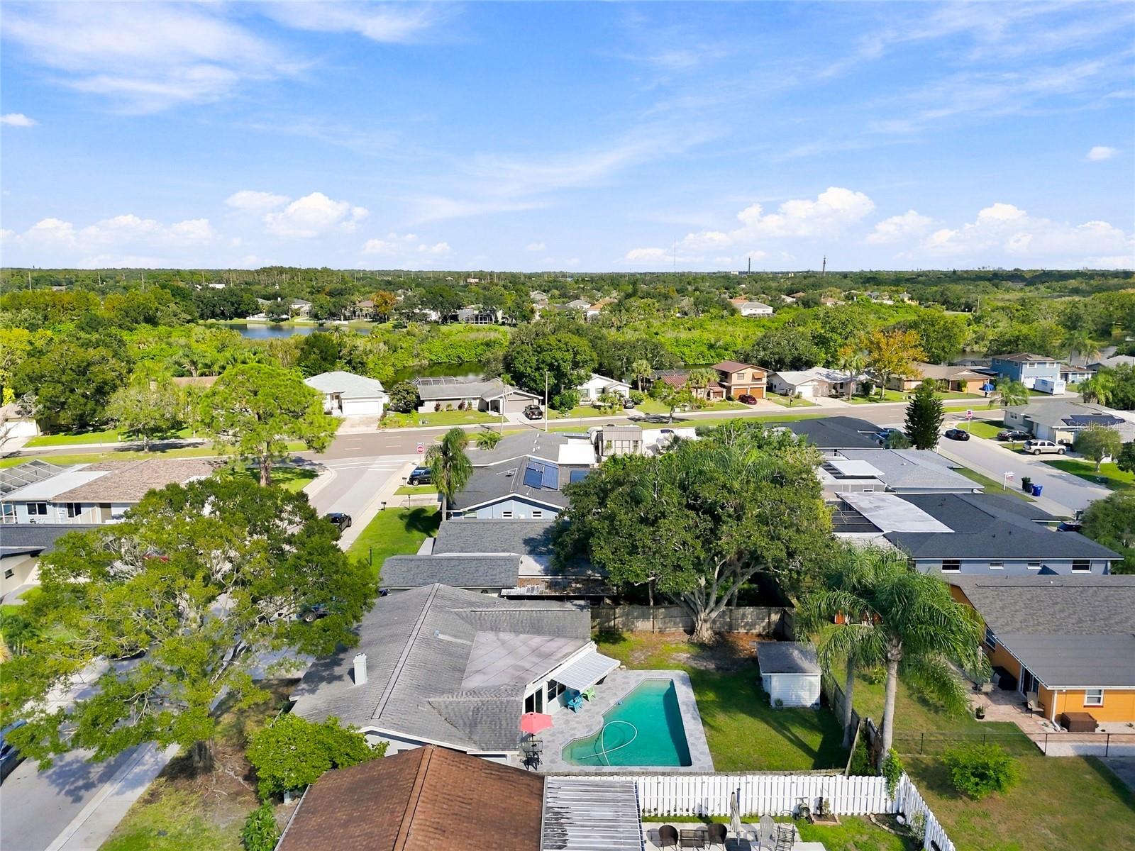 1813 Driftwood Cir N Property Photo 38