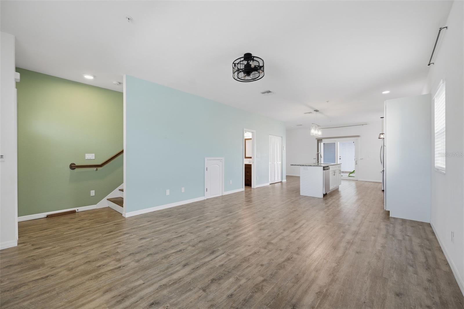 1264 Pierce St Property Photo 6