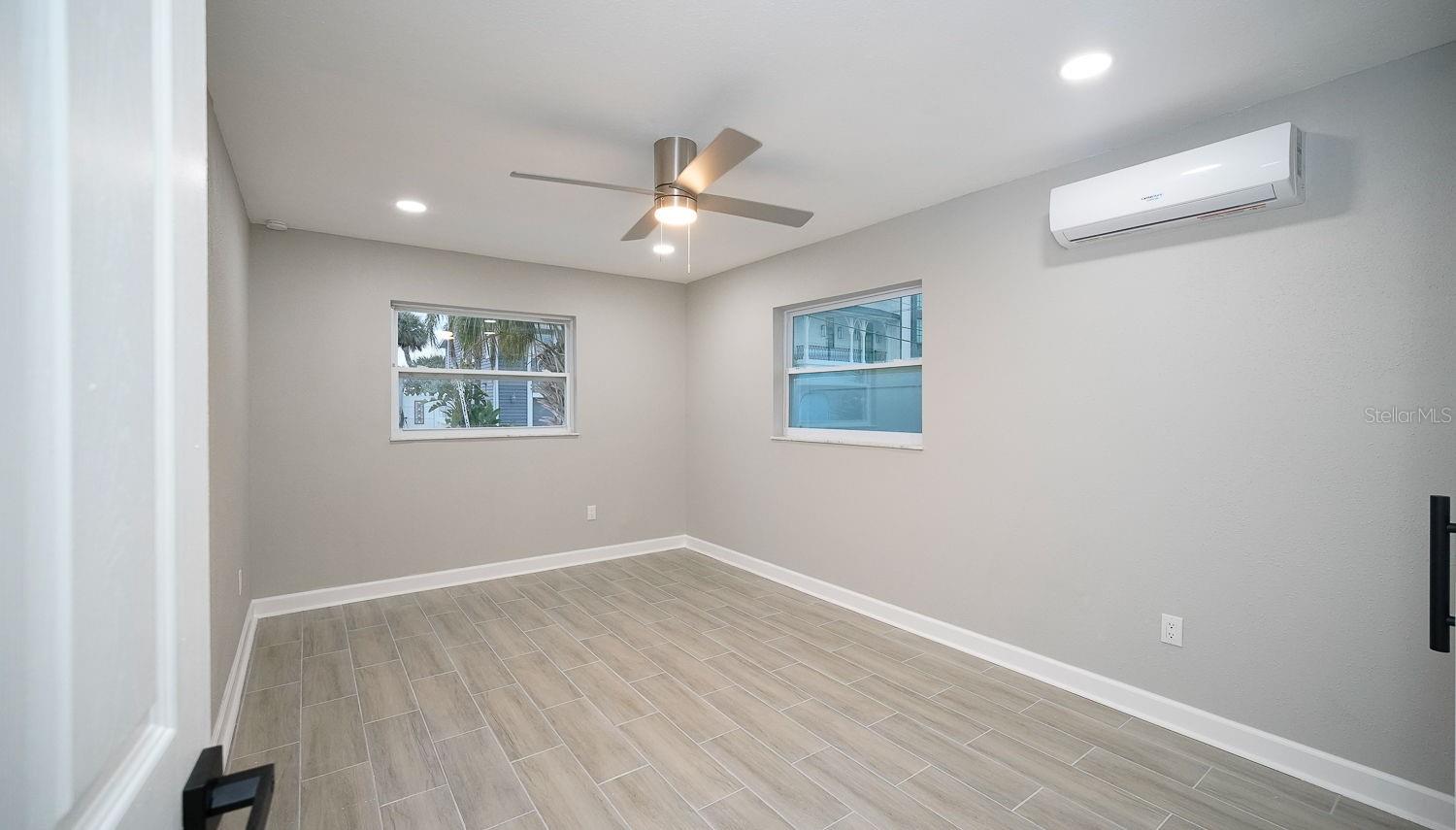 14906 N Bayshore Dr Property Photo 34
