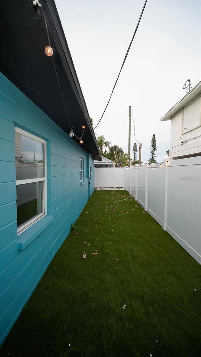 14906 N Bayshore Dr Property Photo 58