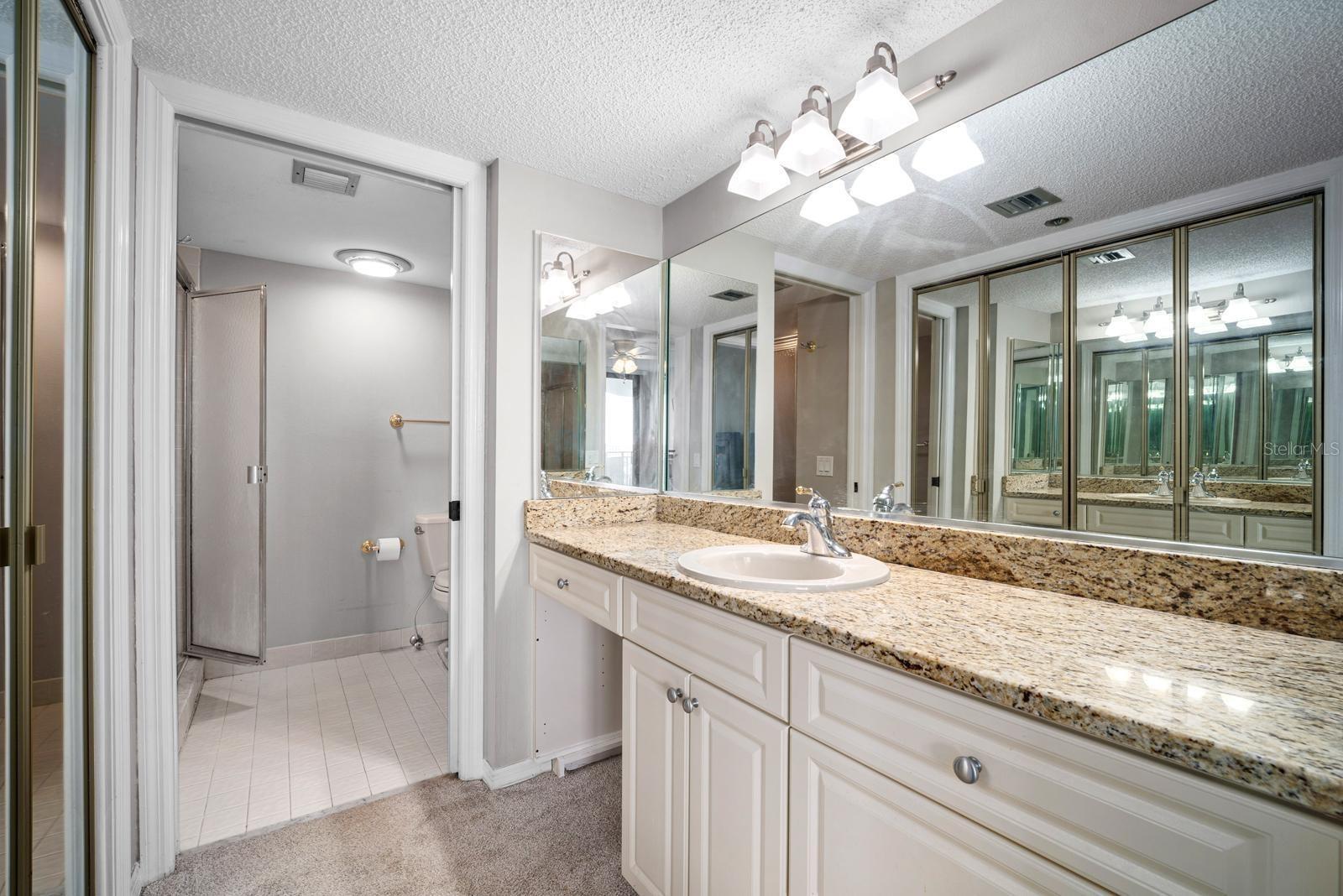 690 Island Way #912 Property Photo 28