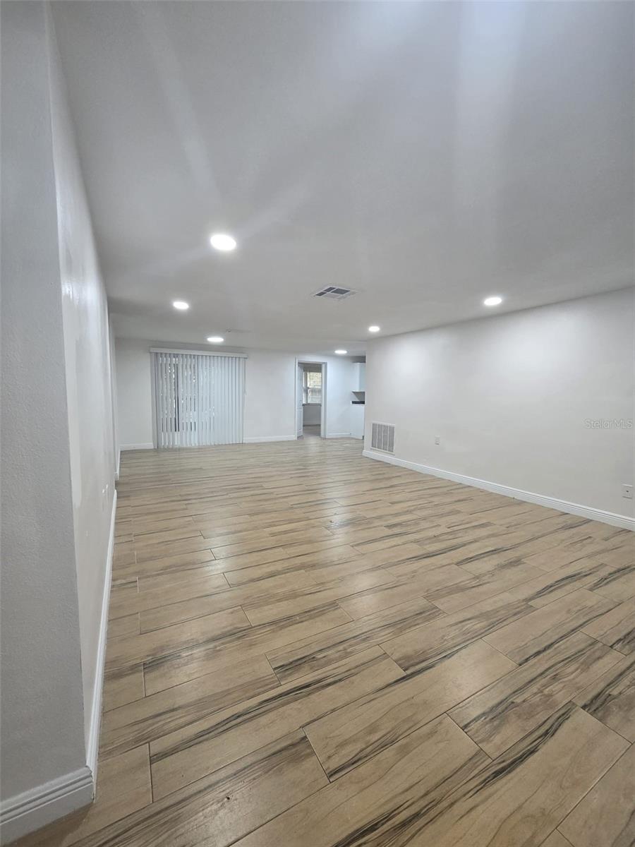 5811 Appletree Rd Property Photo 3