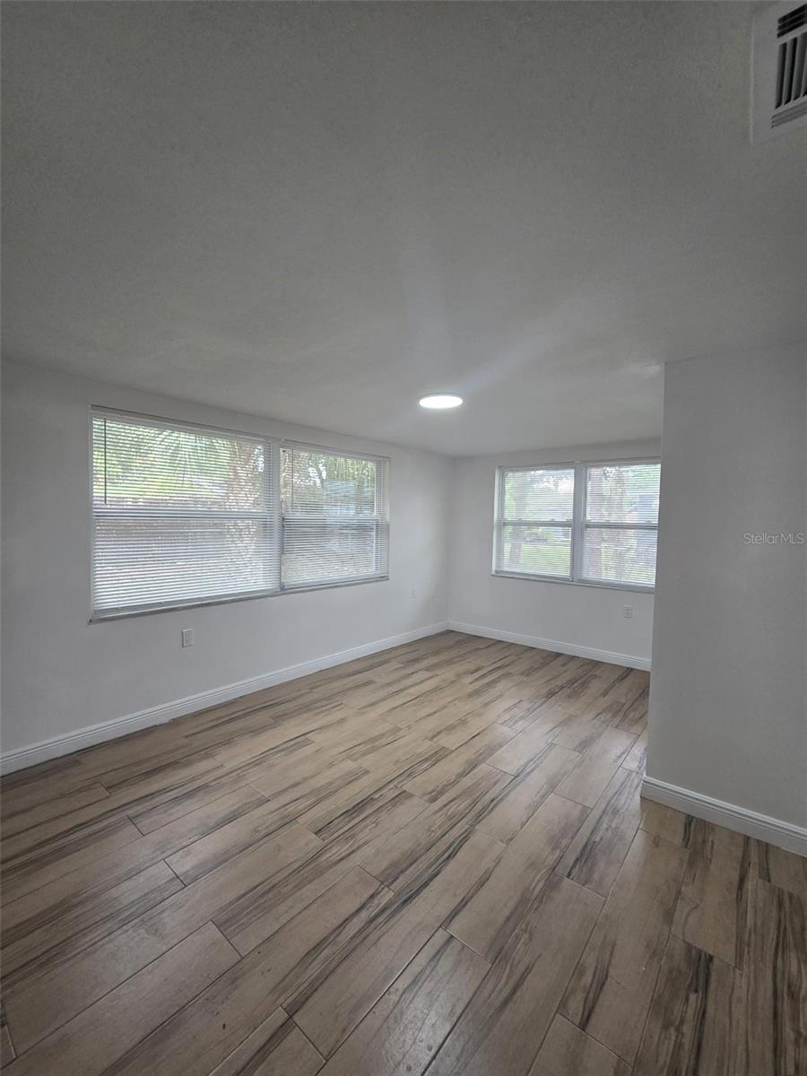 5811 Appletree Rd Property Photo 5