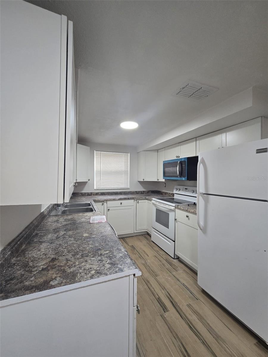 5811 Appletree Rd Property Photo 9