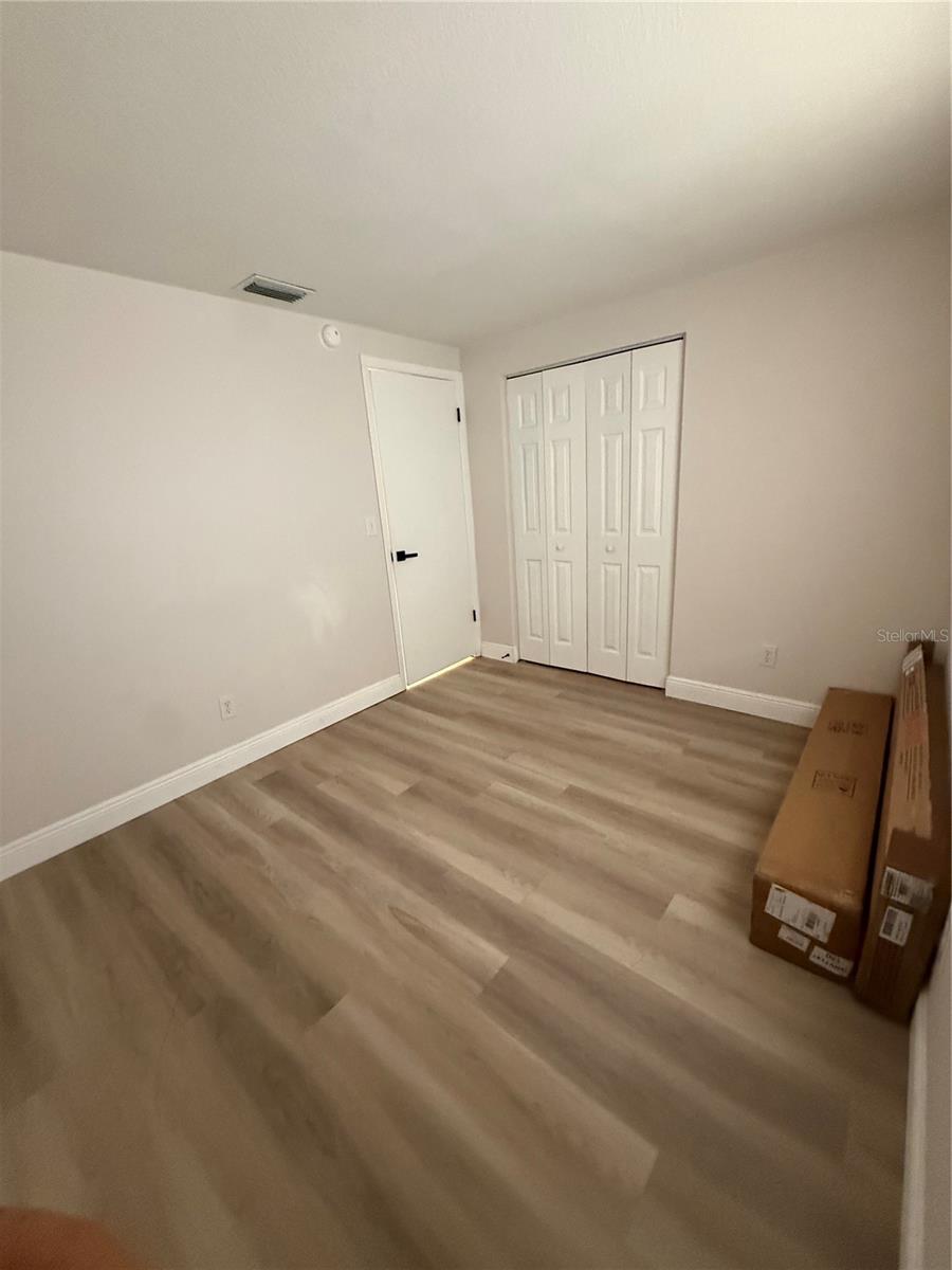 12418 Queensland Ln Property Photo 10