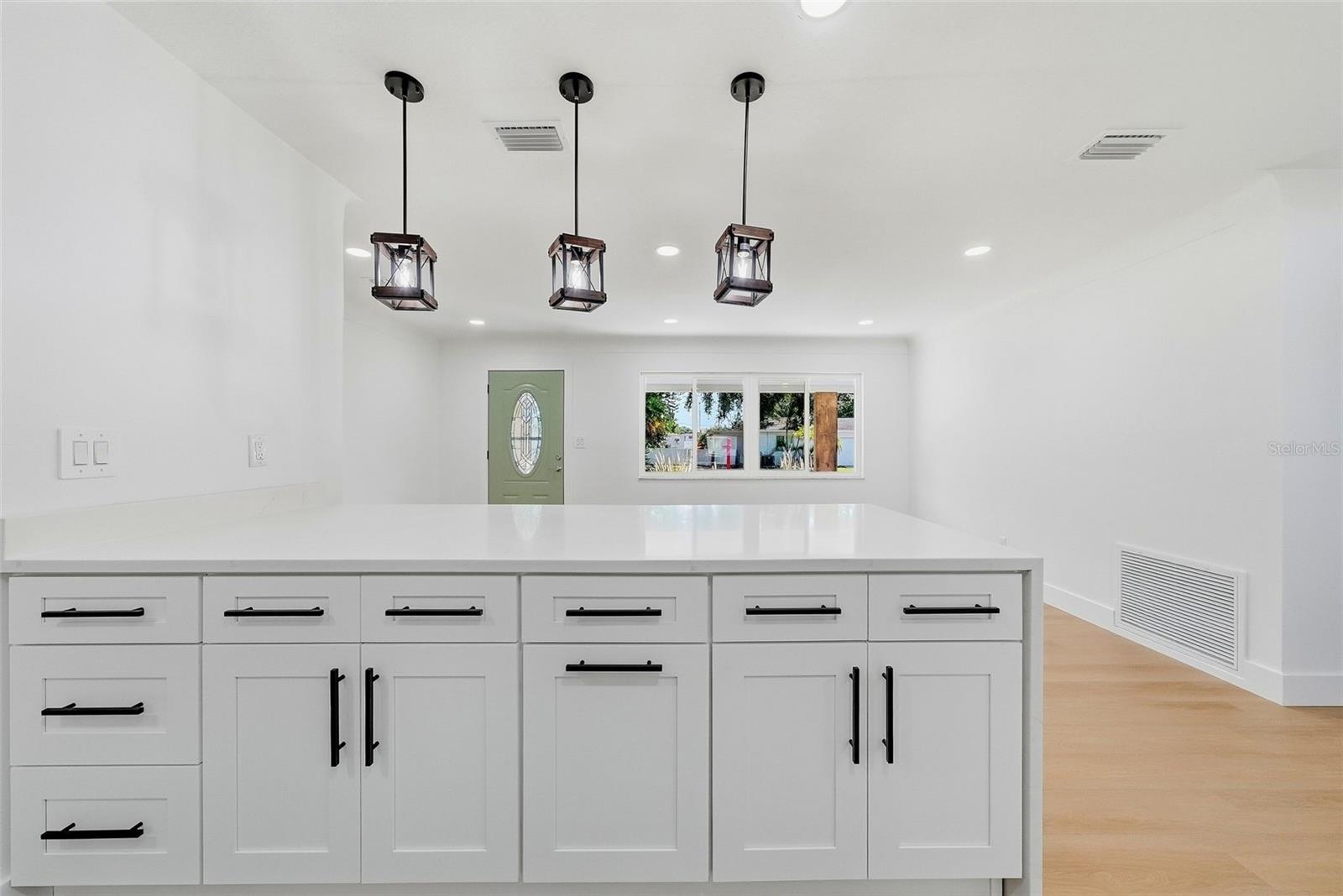 3360 70 St N Property Photo 14