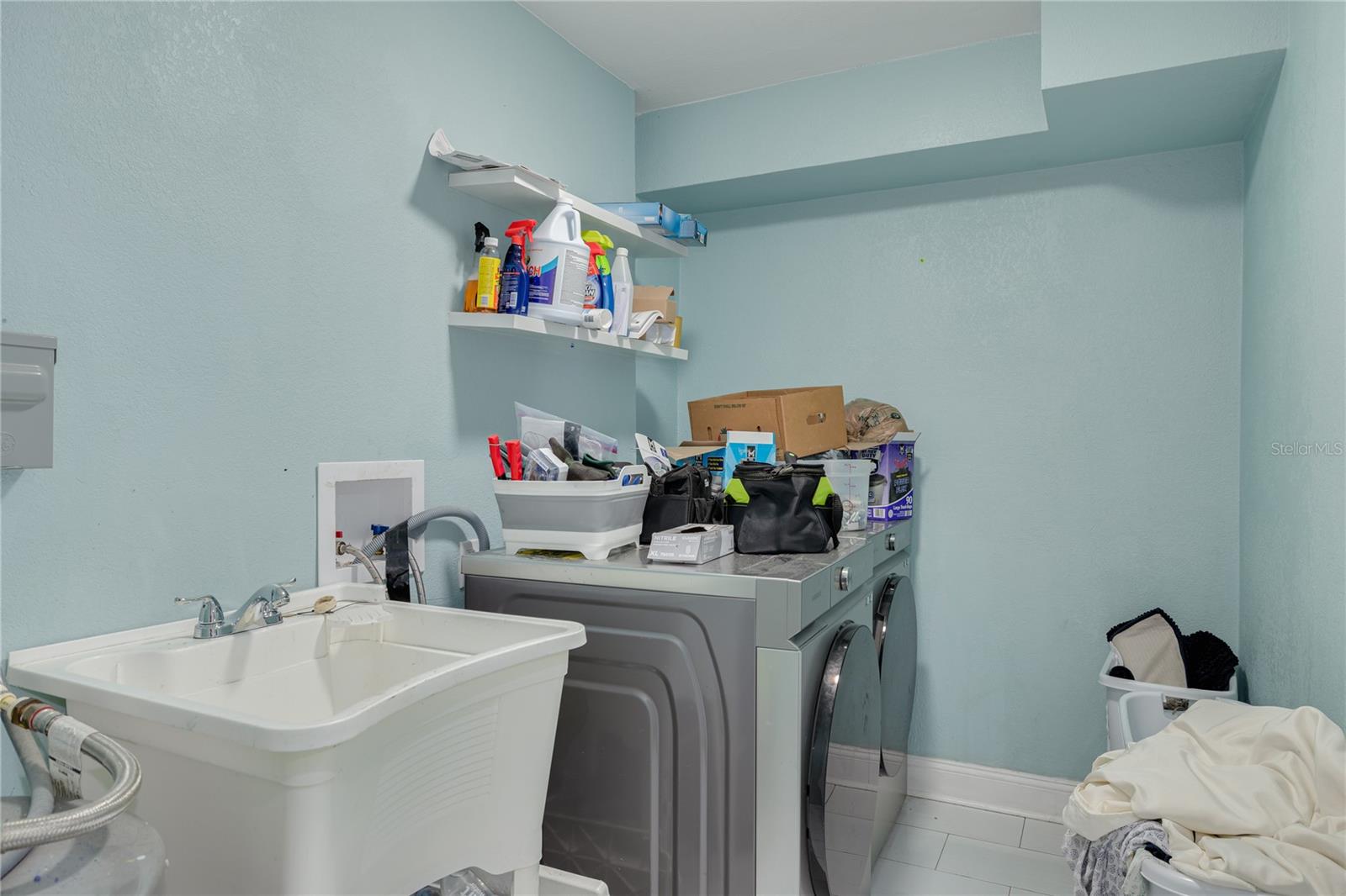 874 Serpentine Dr S Property Photo 32