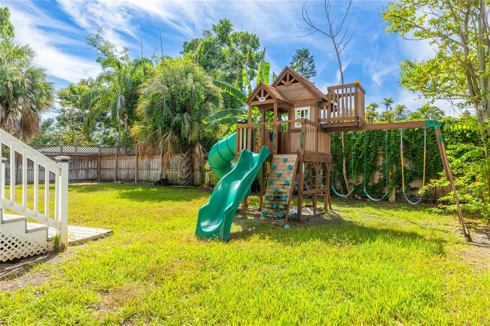 874 Serpentine Dr S Property Photo 53