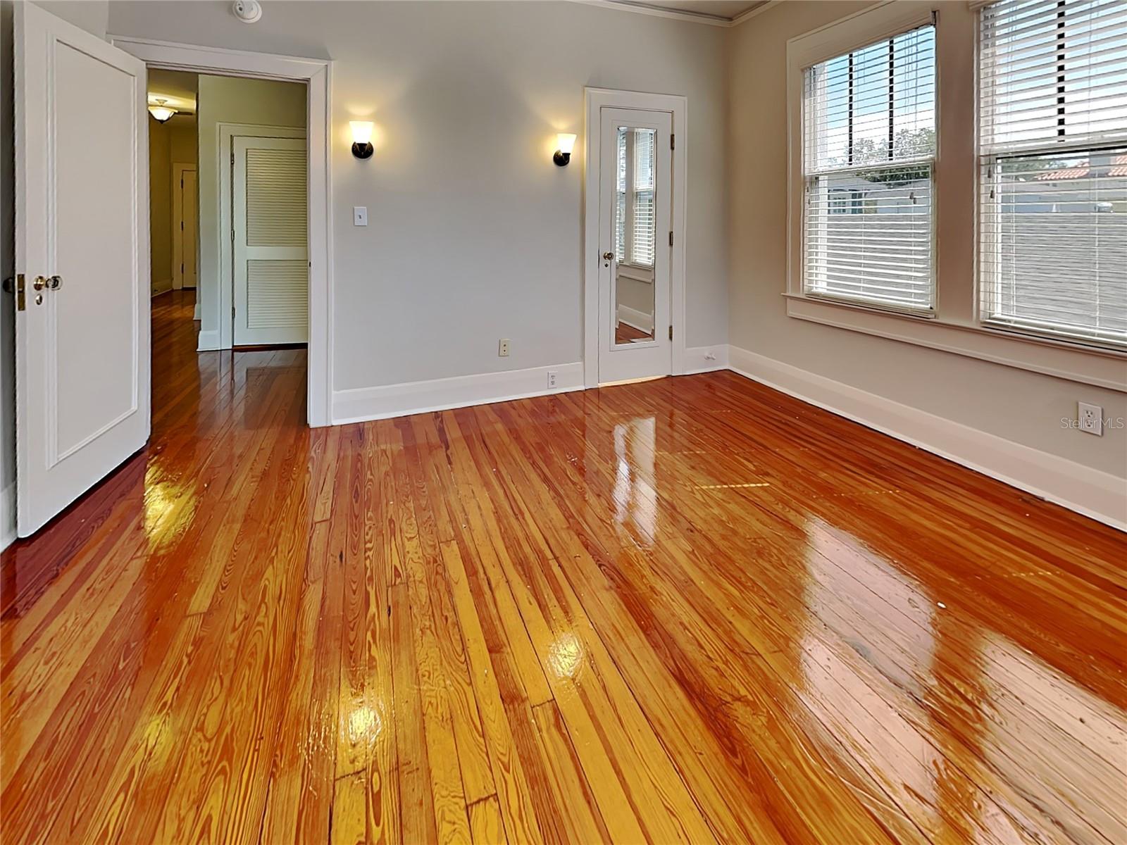 1806 W Morrison Ave #3 Property Photo 4