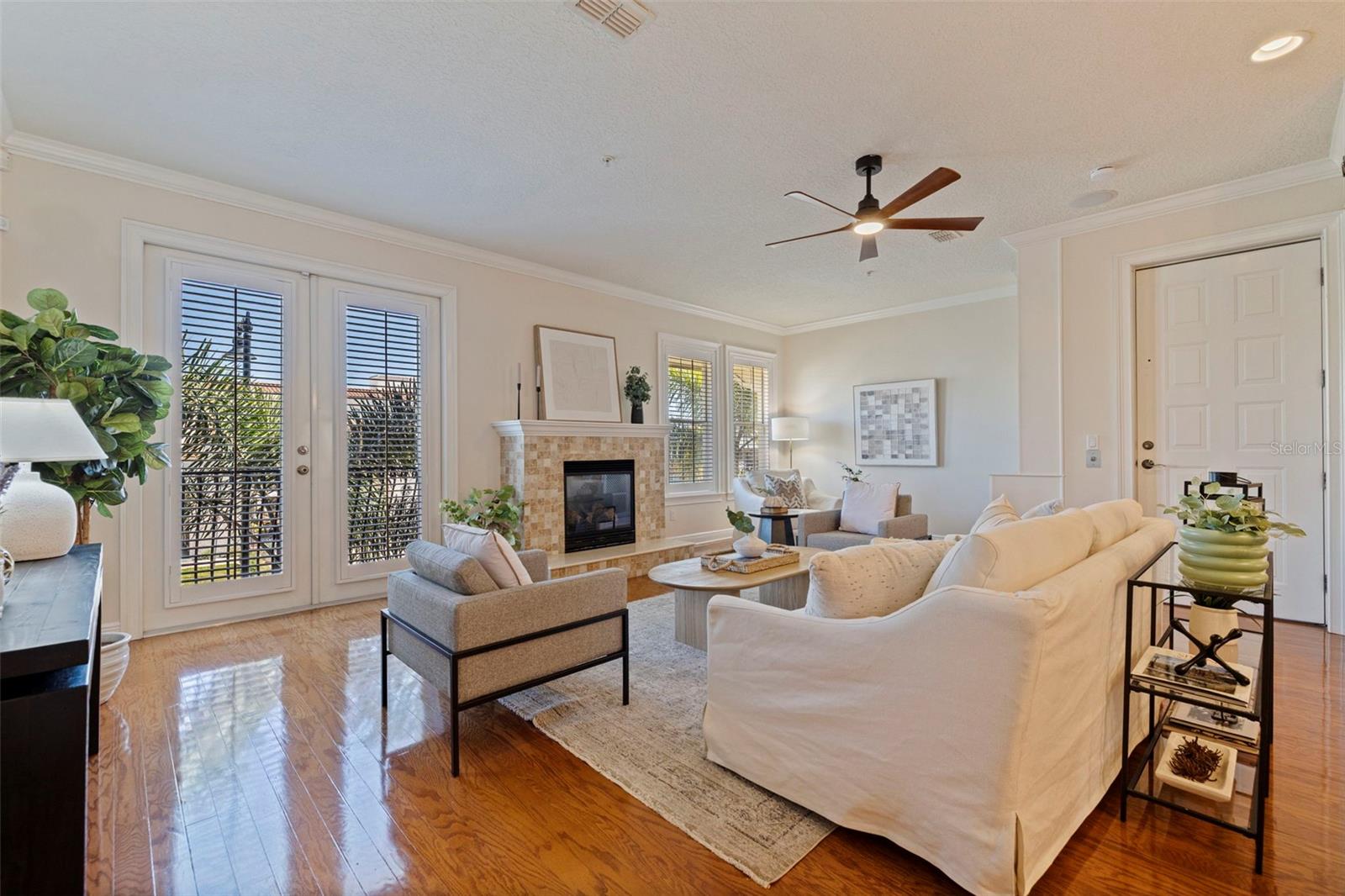 114 E Davis Blvd #4 Property Photo 16