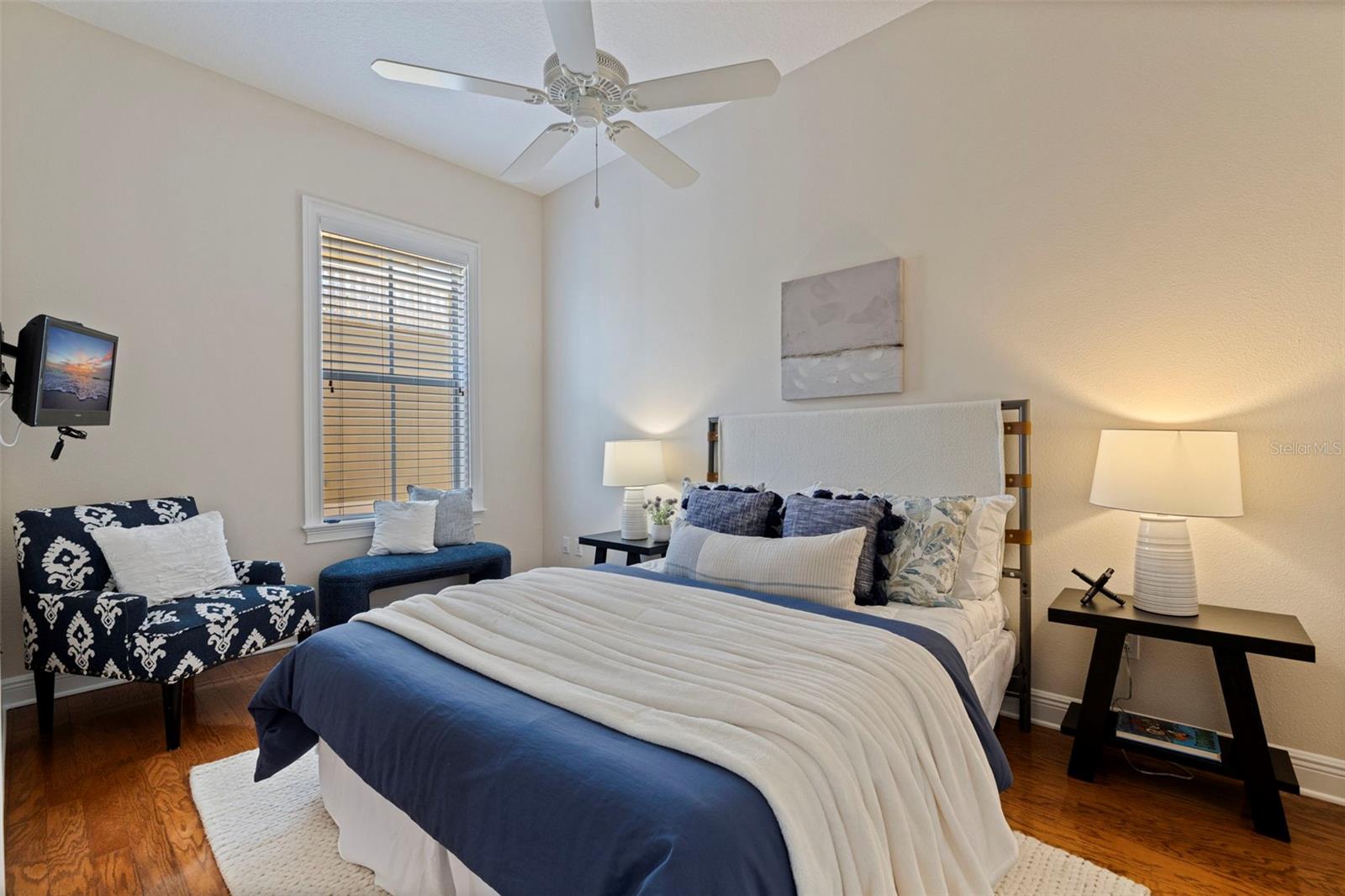 114 E Davis Blvd #4 Property Photo 35