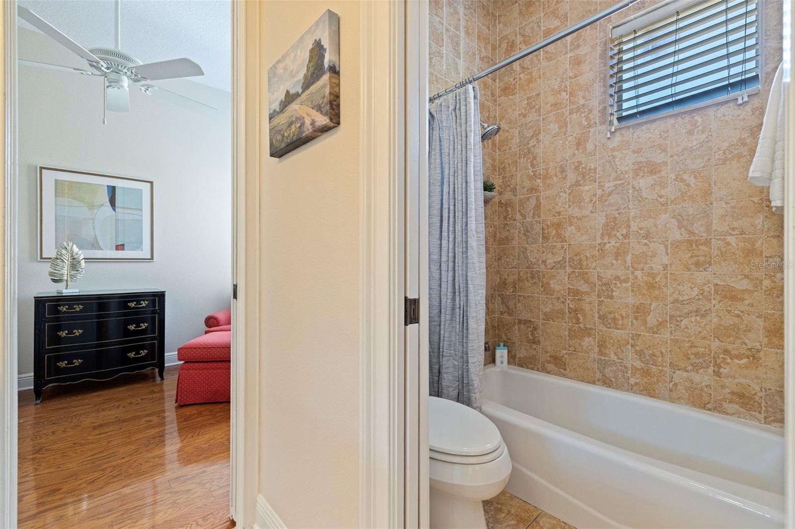 114 E Davis Blvd #4 Property Photo 38