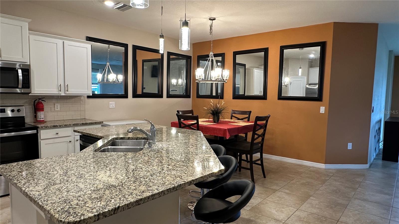 7684 Stonebrook Cir Property Photo 11
