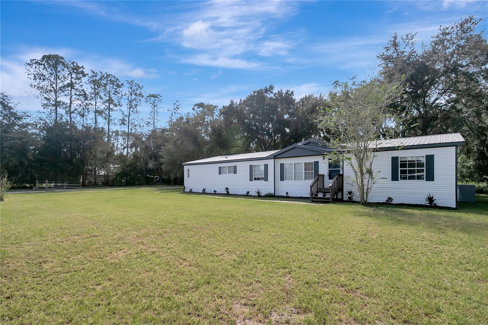 30148 Clearview Dr Property Photo 2