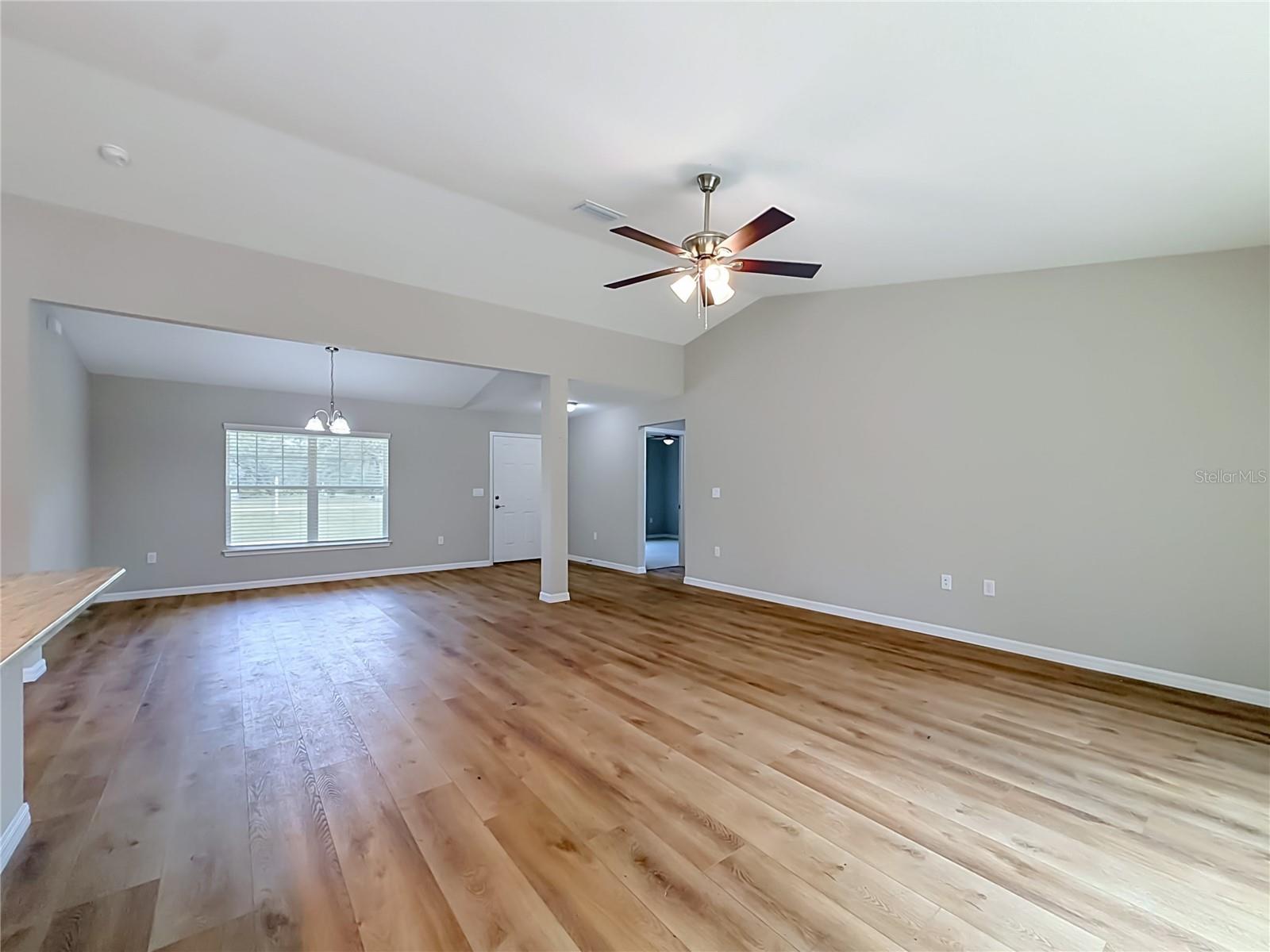 3684 W Fountain Ln Property Photo 23