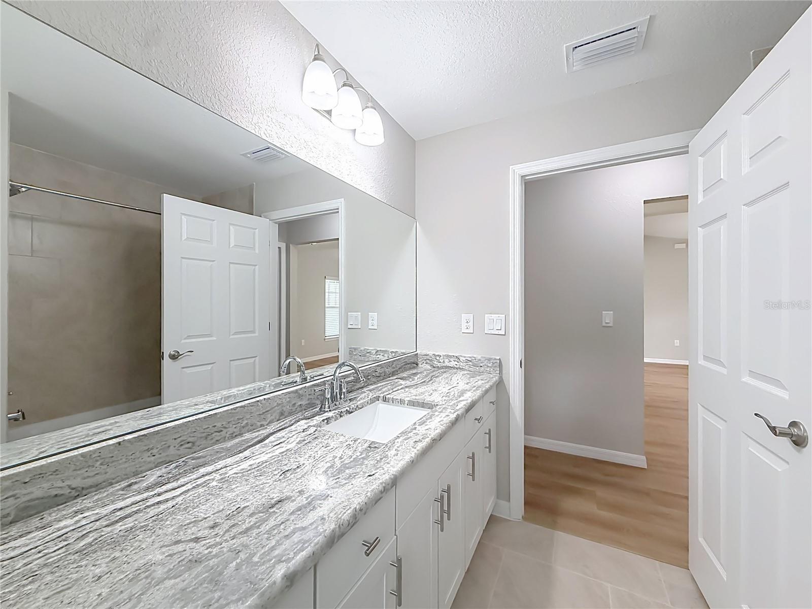 3684 W Fountain Ln Property Photo 35
