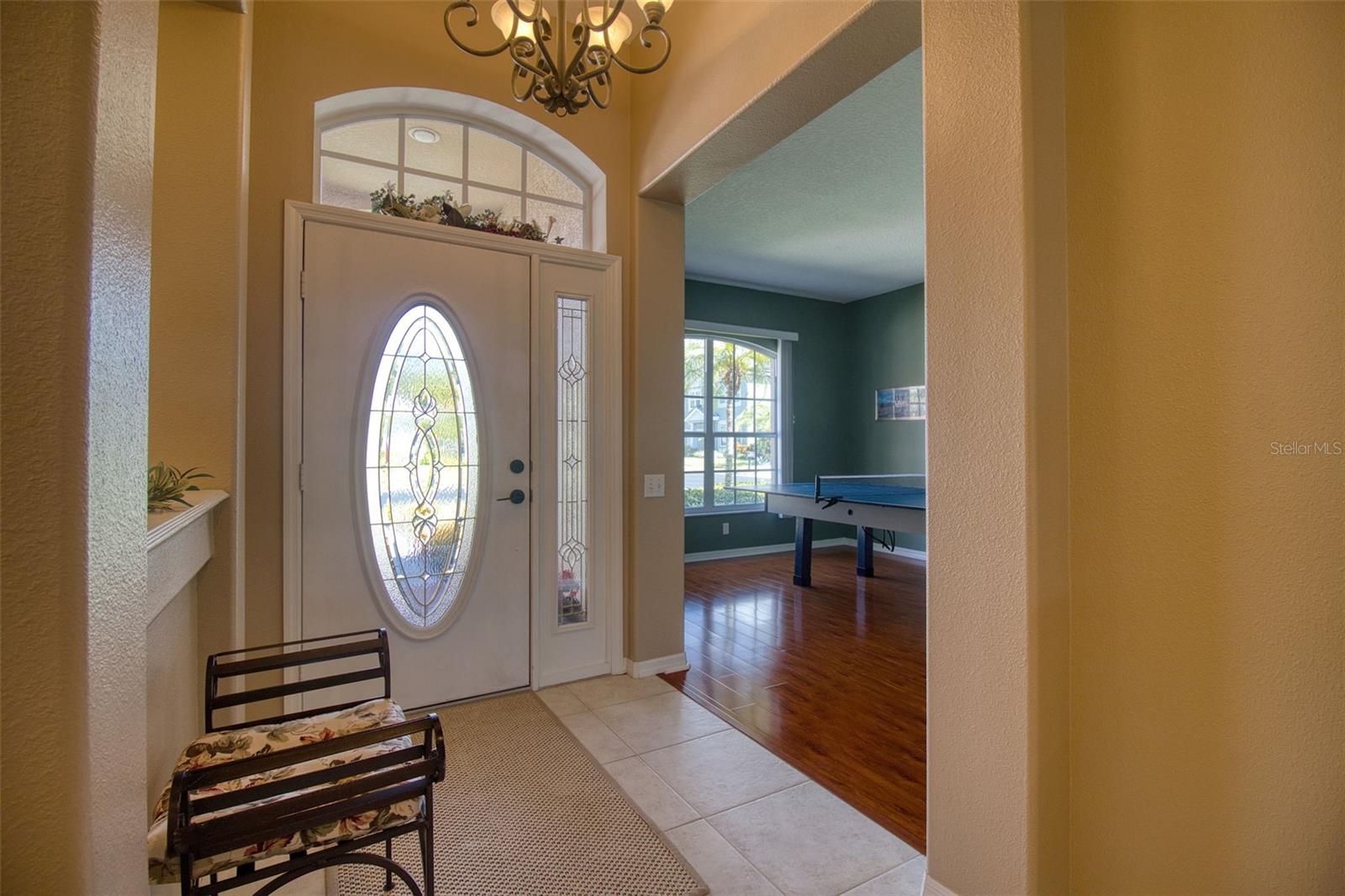 2219 Elizabeth Way Property Photo 6