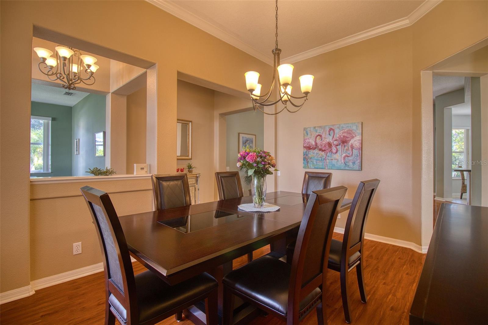 2219 Elizabeth Way Property Photo 9