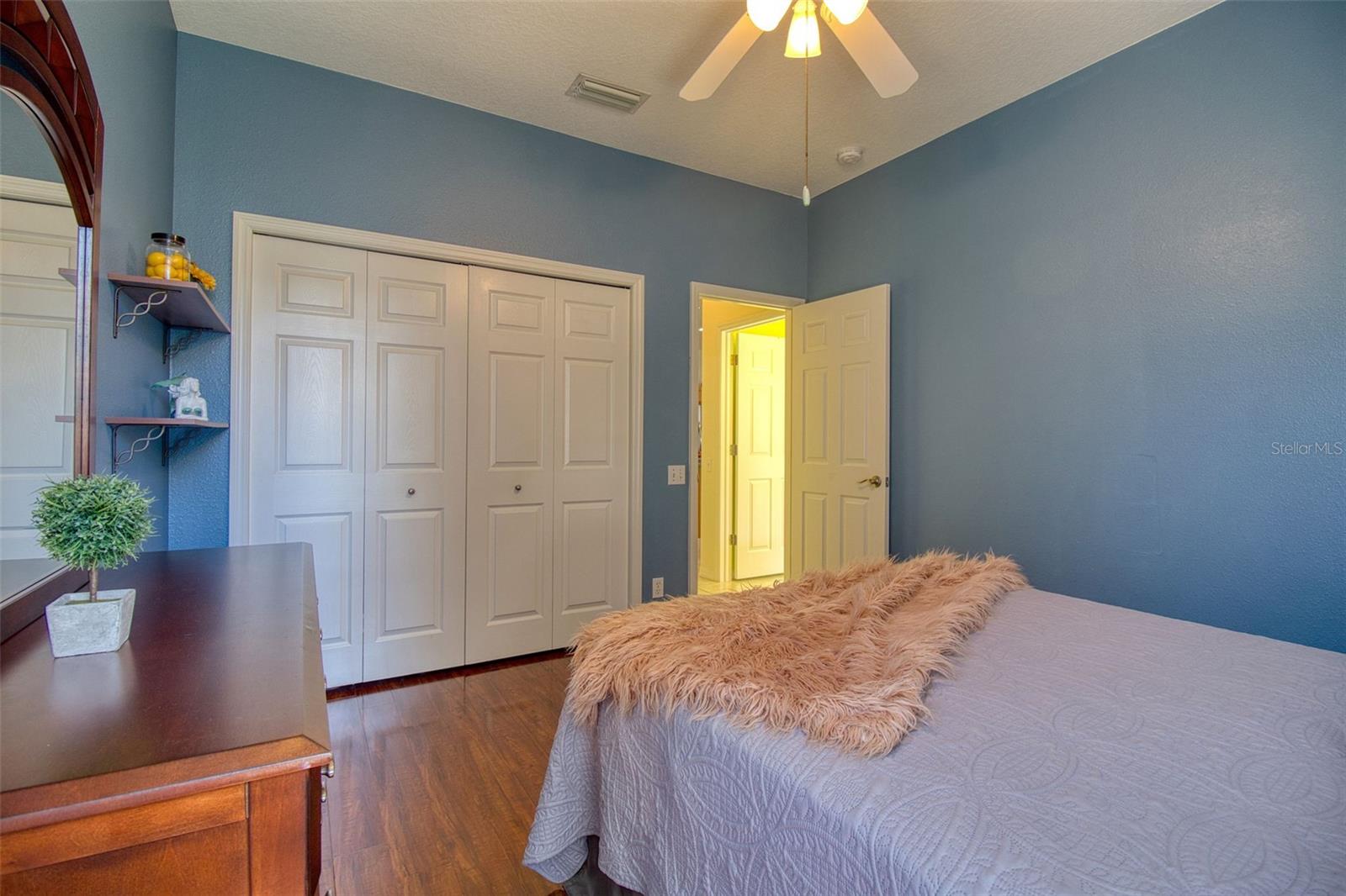2219 Elizabeth Way Property Photo 28