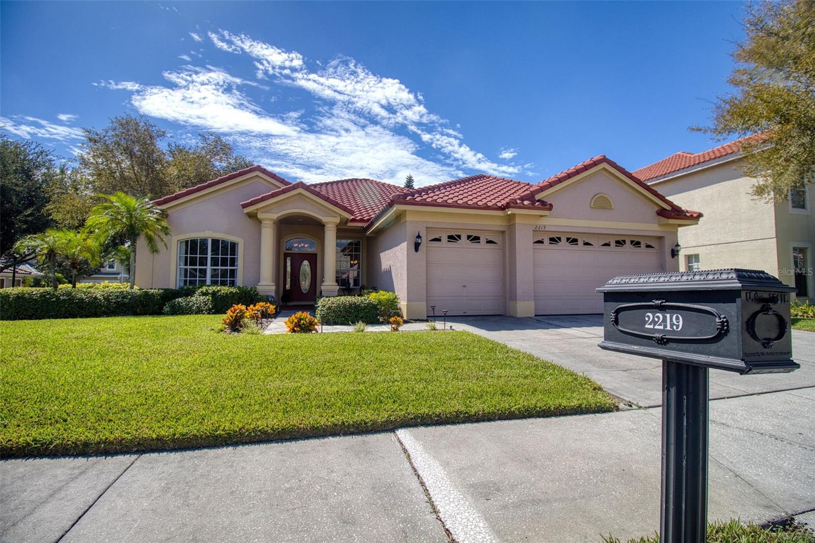 2219 Elizabeth Way Property Photo 44