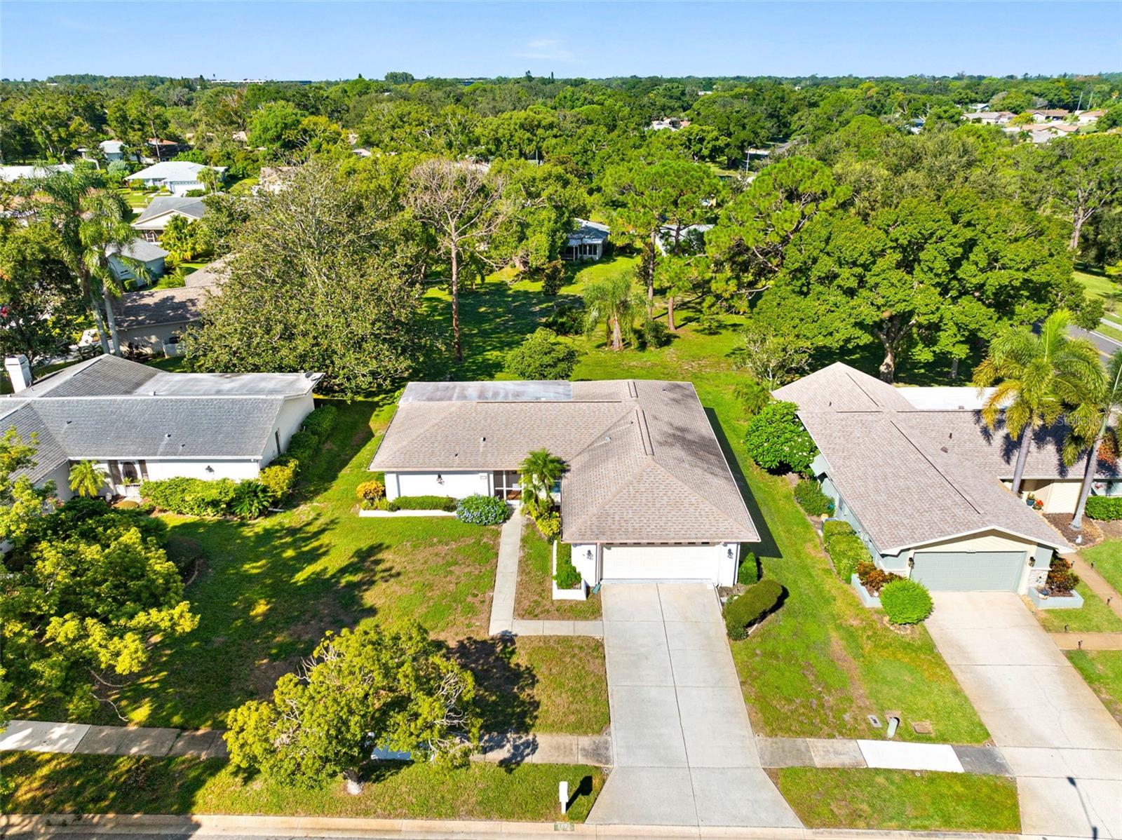 1681 Macdonnell Ct Property Photo 30