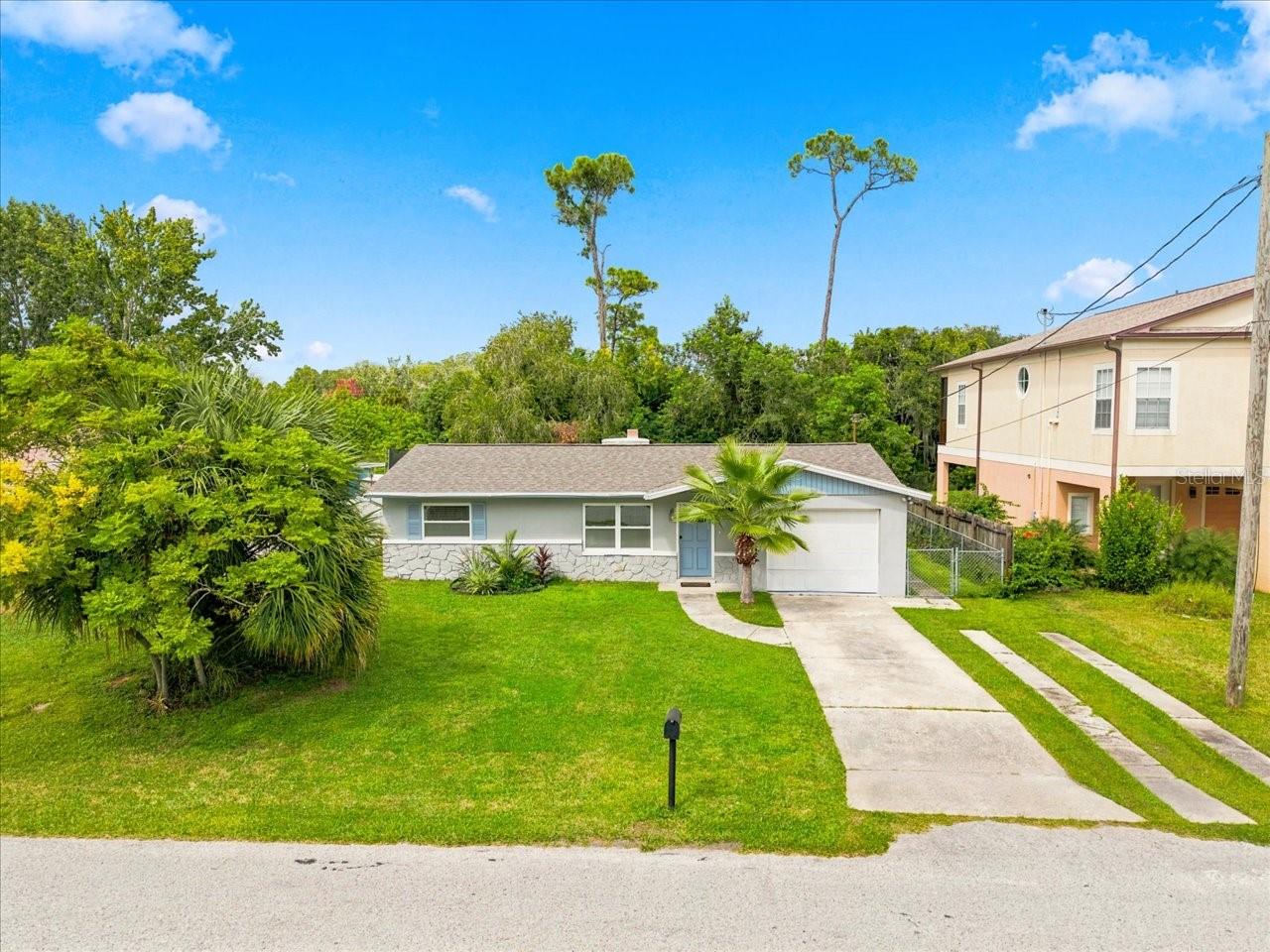 8223 Gulf Way Property Photo 1