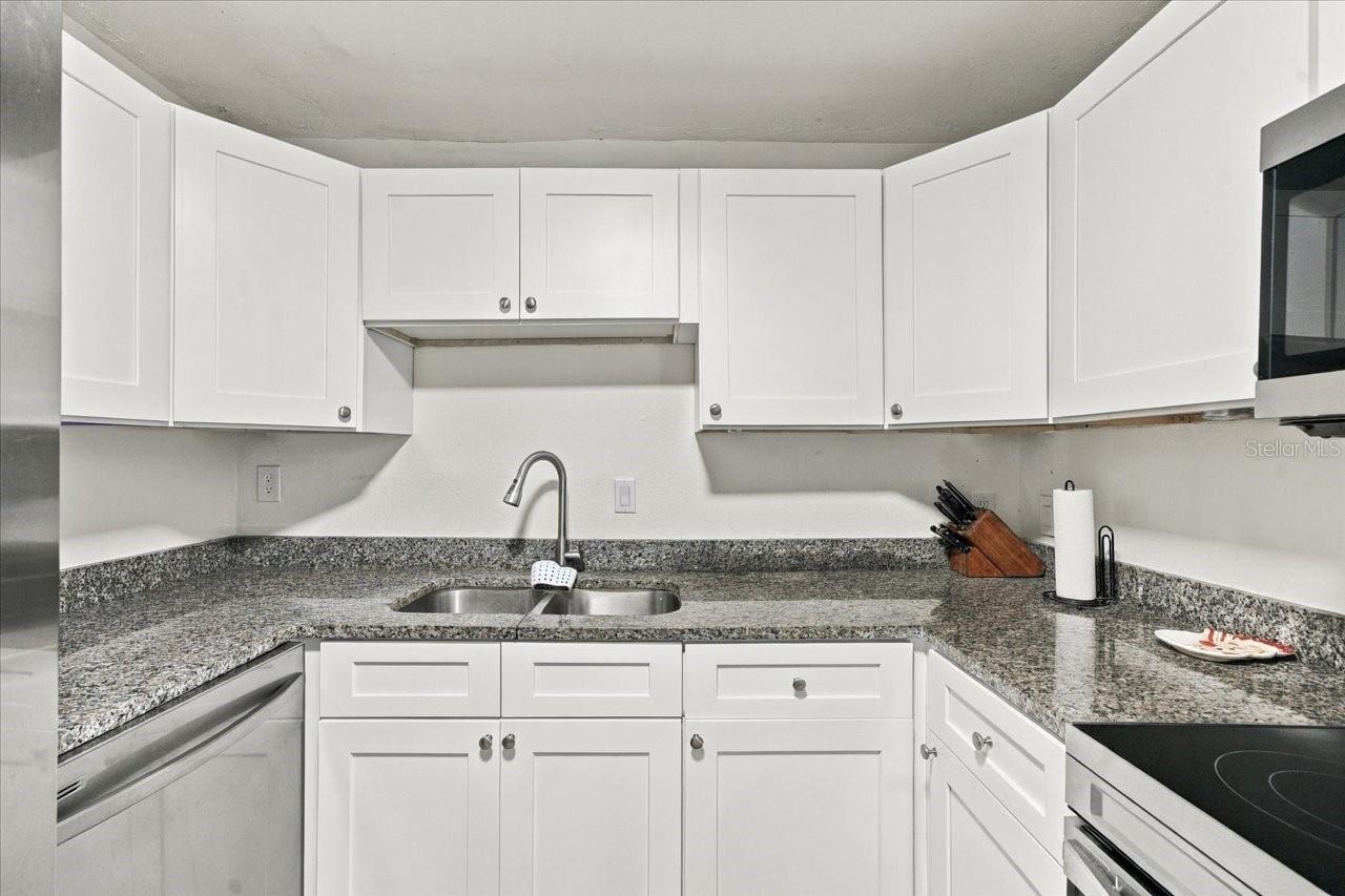 8223 Gulf Way Property Photo 14