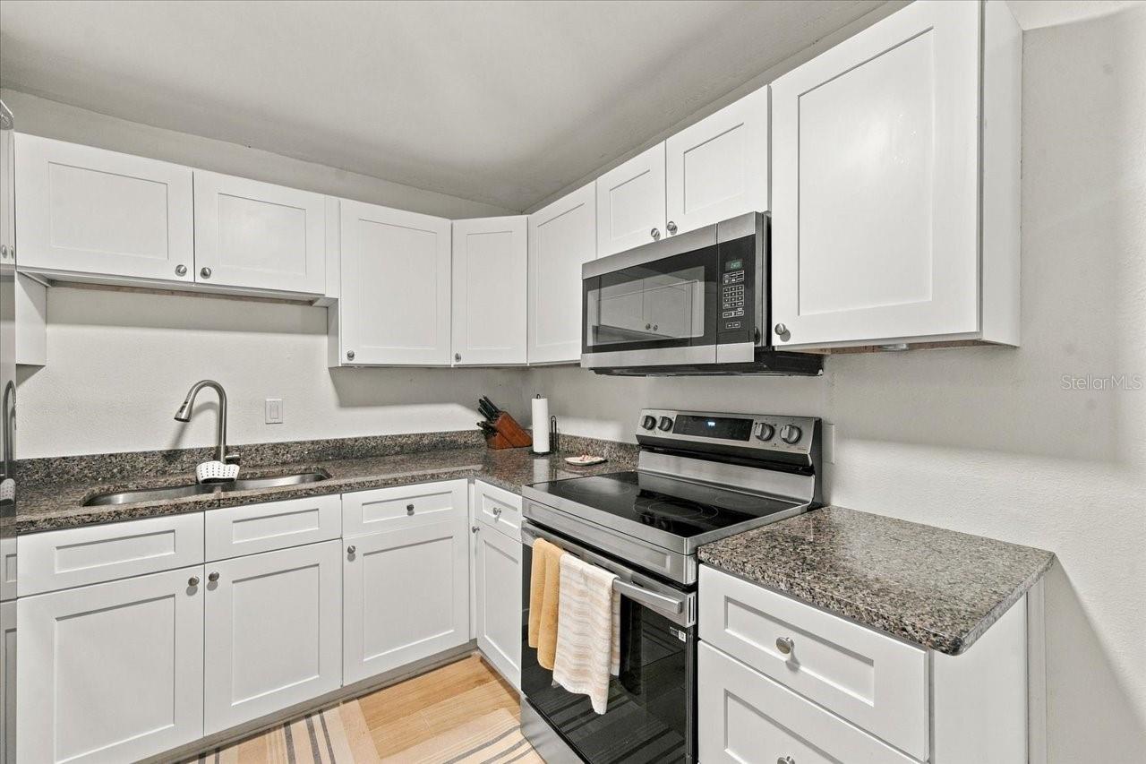 8223 Gulf Way Property Photo 15
