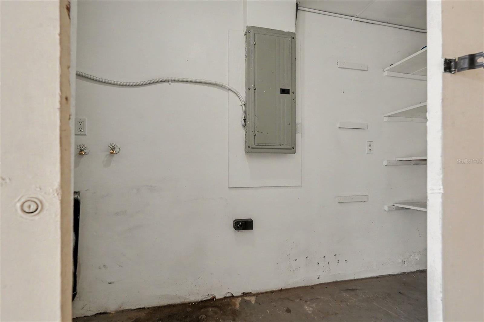 6291 Kimball Ct Property Photo 21