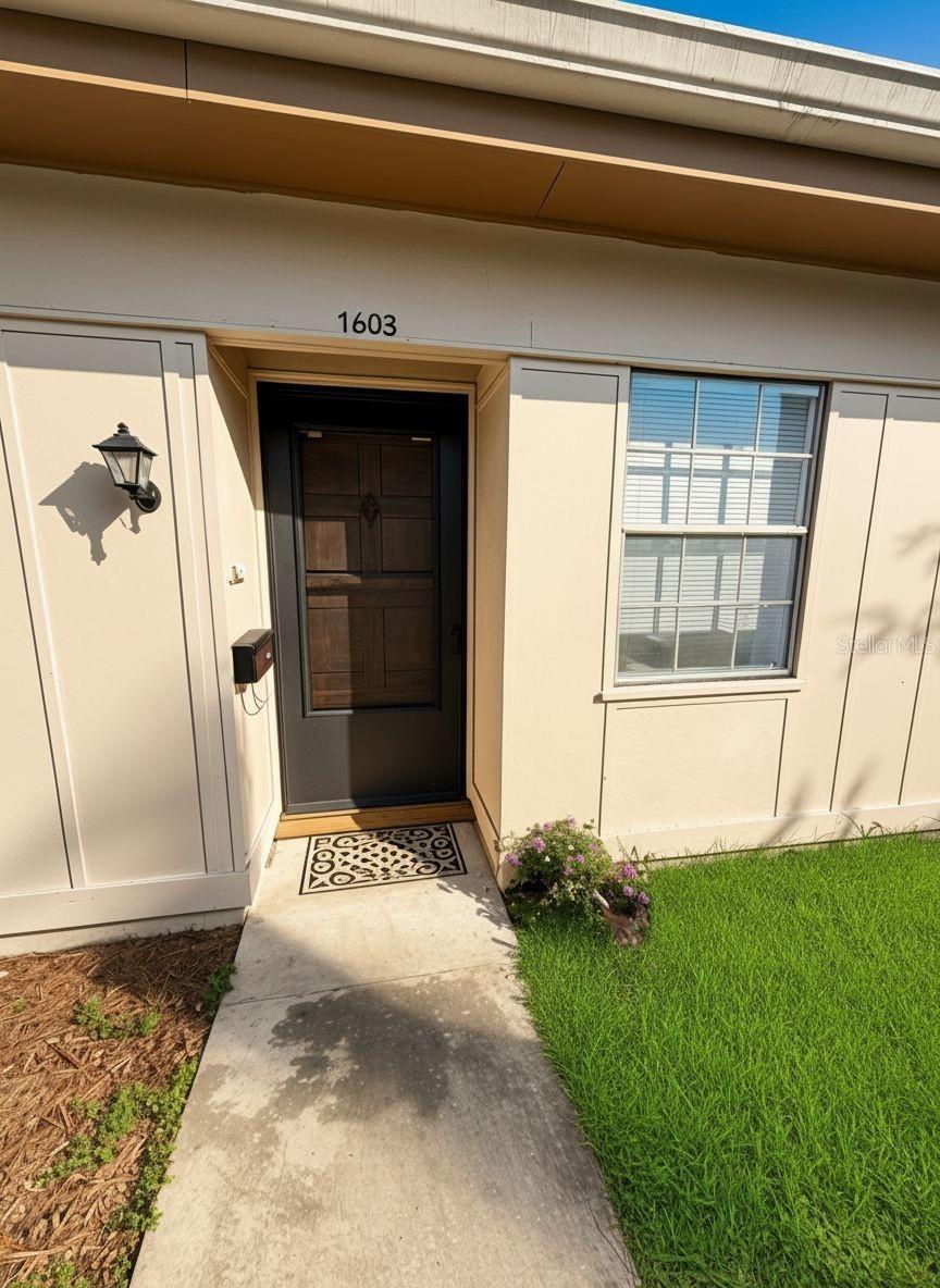1603 MISSION HILLS BLVD Property Photo 1