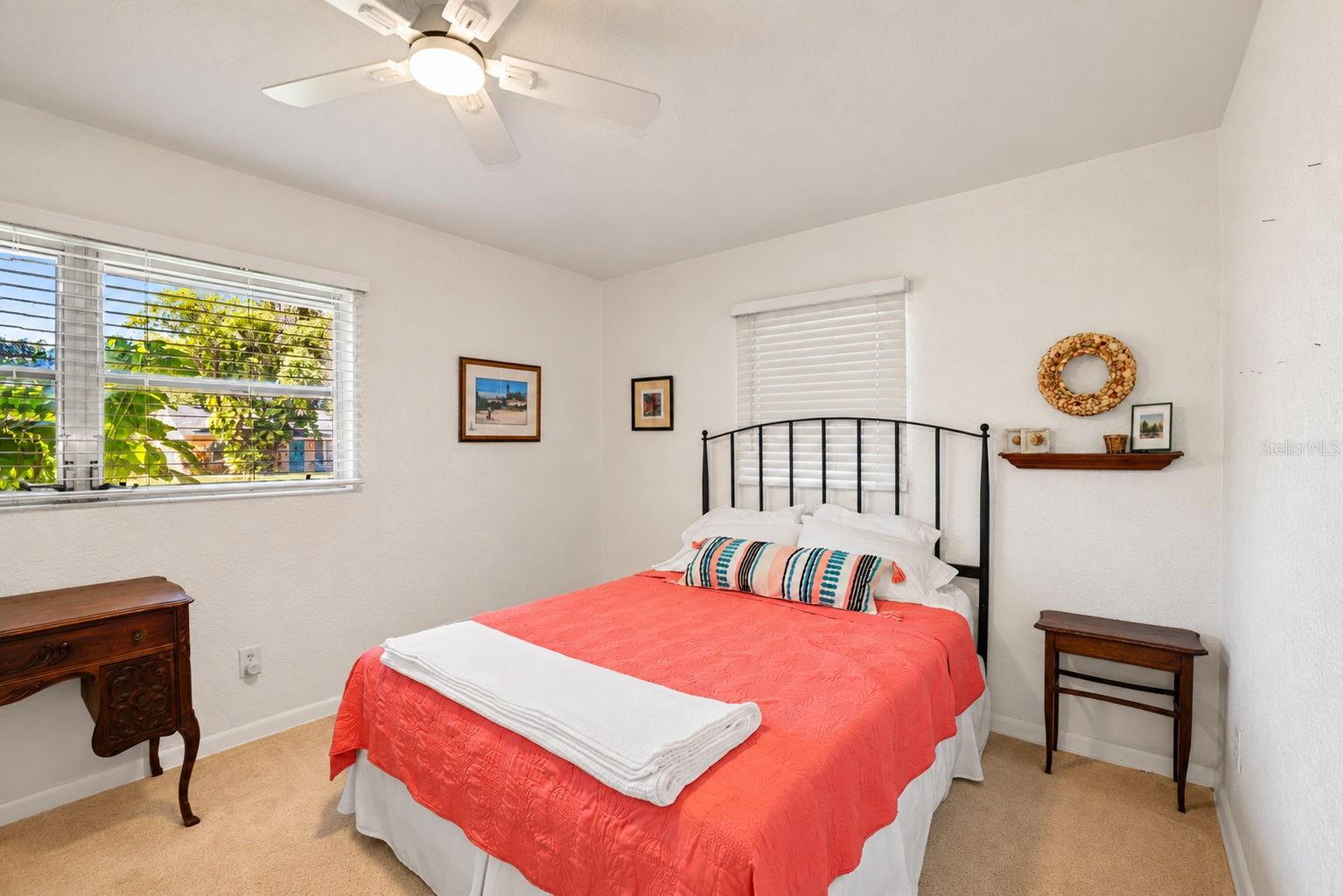 1725 San Mateo Dr Property Photo 34