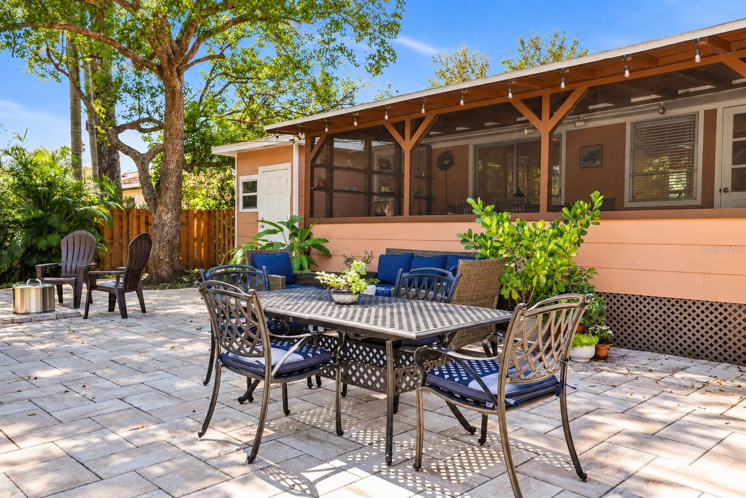 1725 San Mateo Dr Property Photo 44