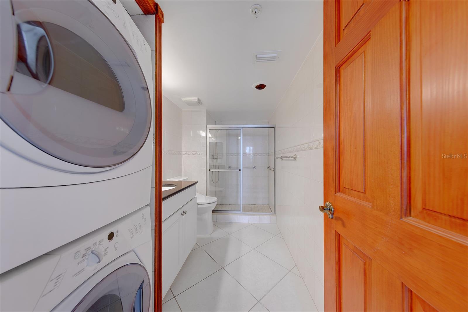 400 Island Way #1109 Property Photo 29