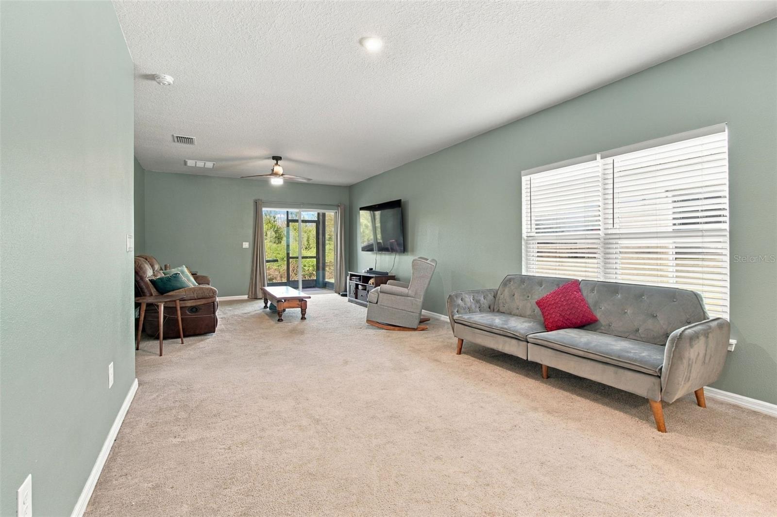 10359 Hawks Landing Dr Property Photo 14