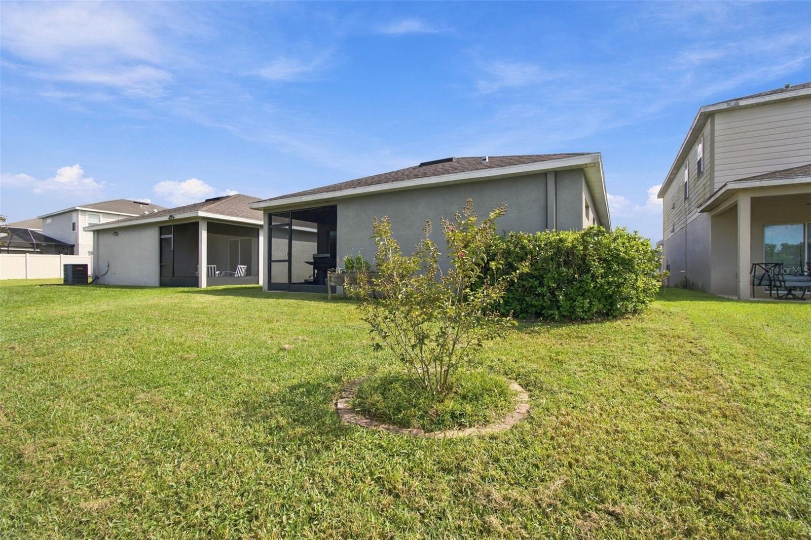 10359 Hawks Landing Dr Property Photo 16