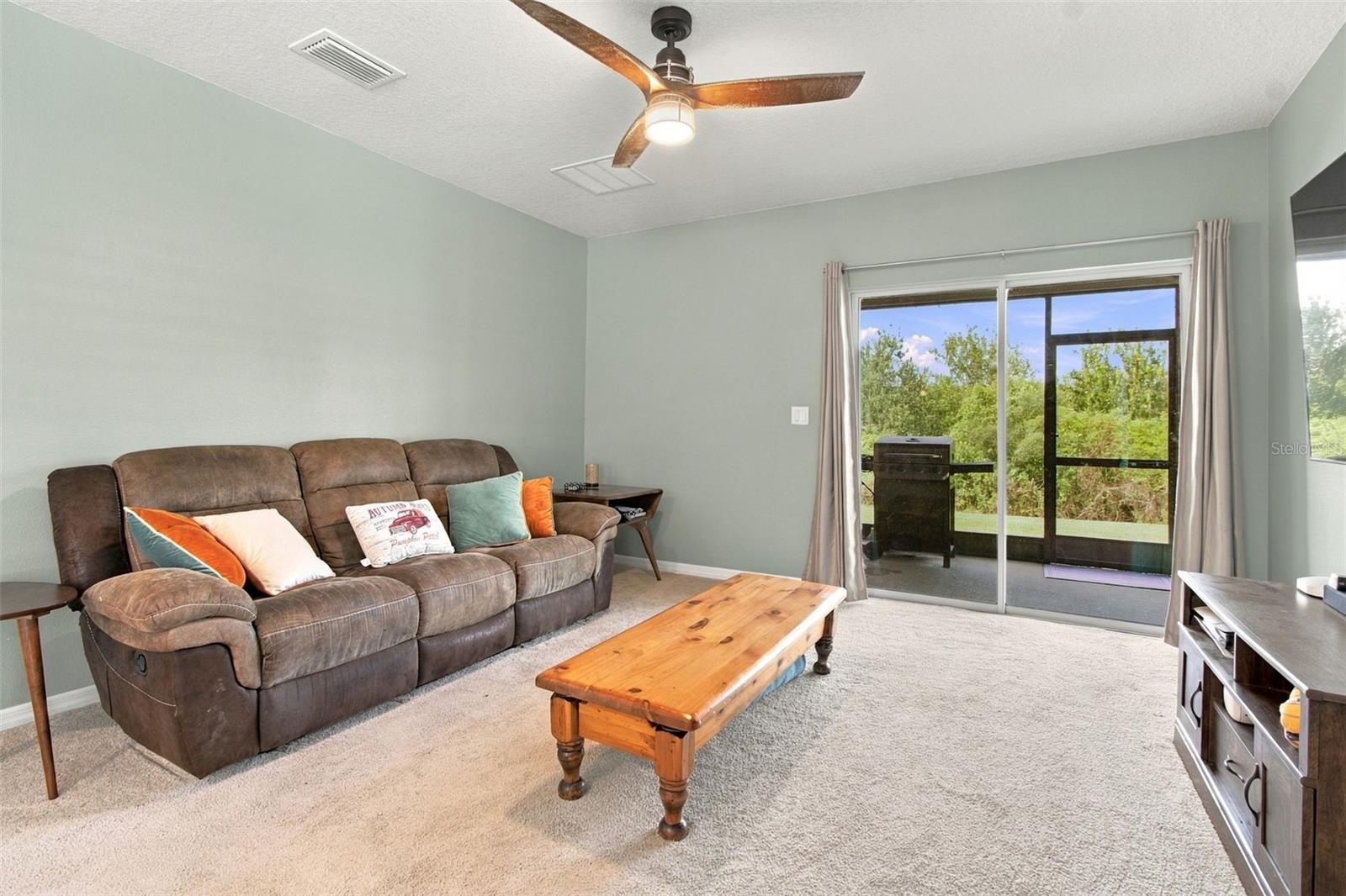 10359 Hawks Landing Dr Property Photo 20