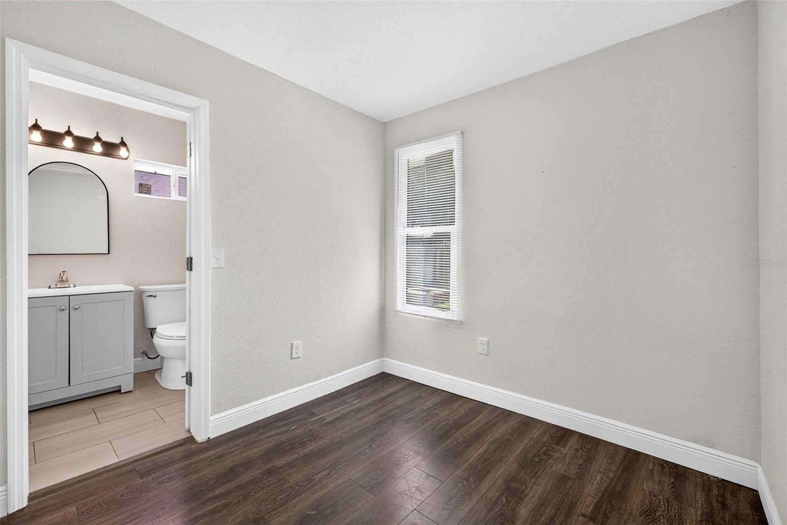 14352 Lawrence St Property Photo 7