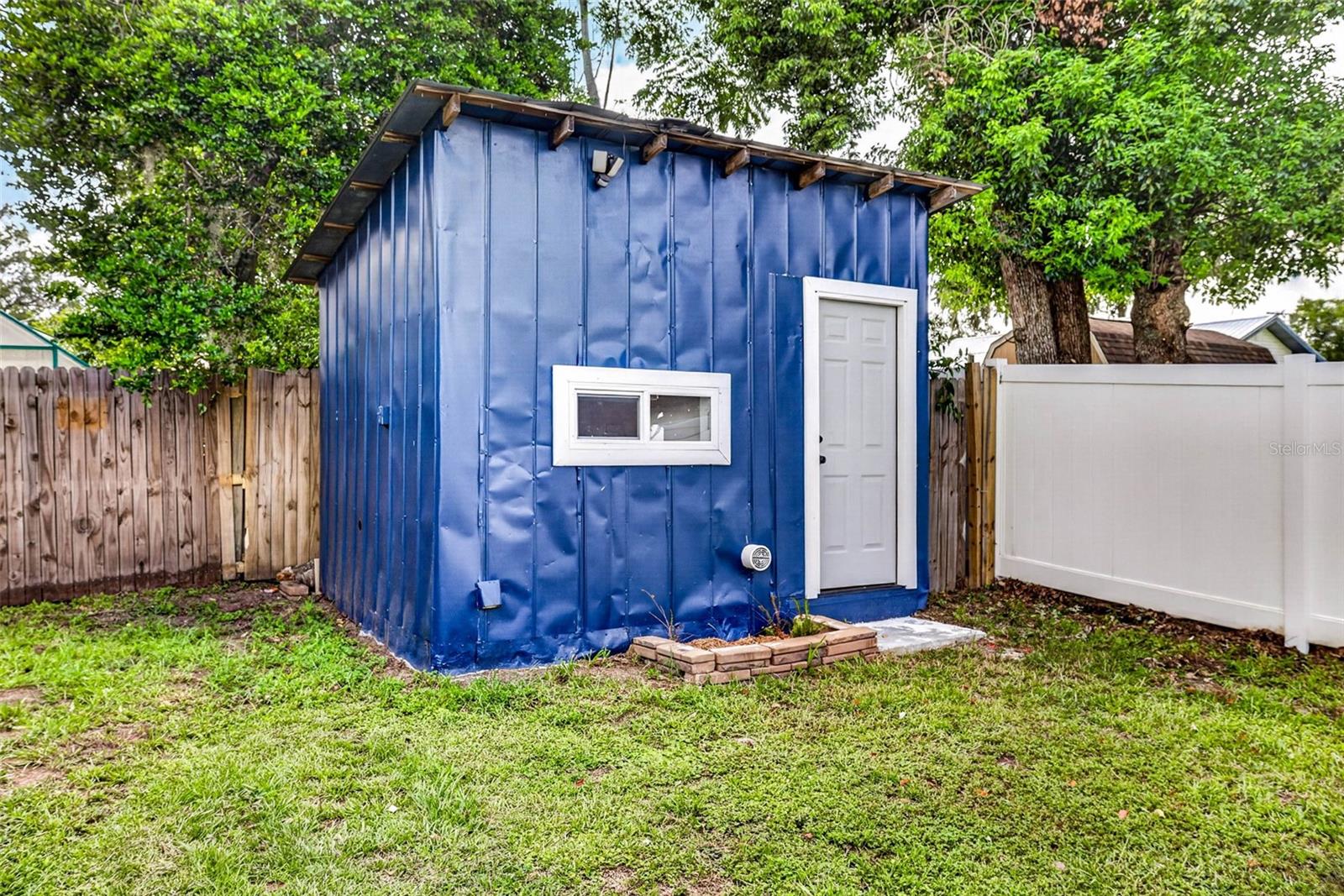 14352 Lawrence St Property Photo 13