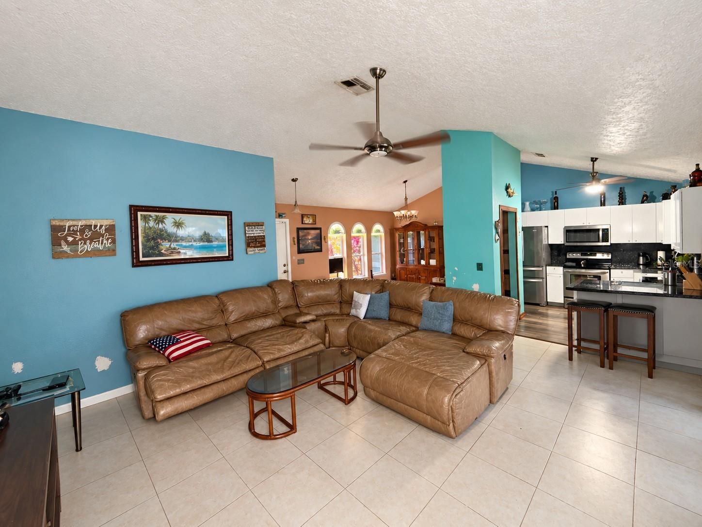 2633 Sw Tanforan Blvd Property Photo 7